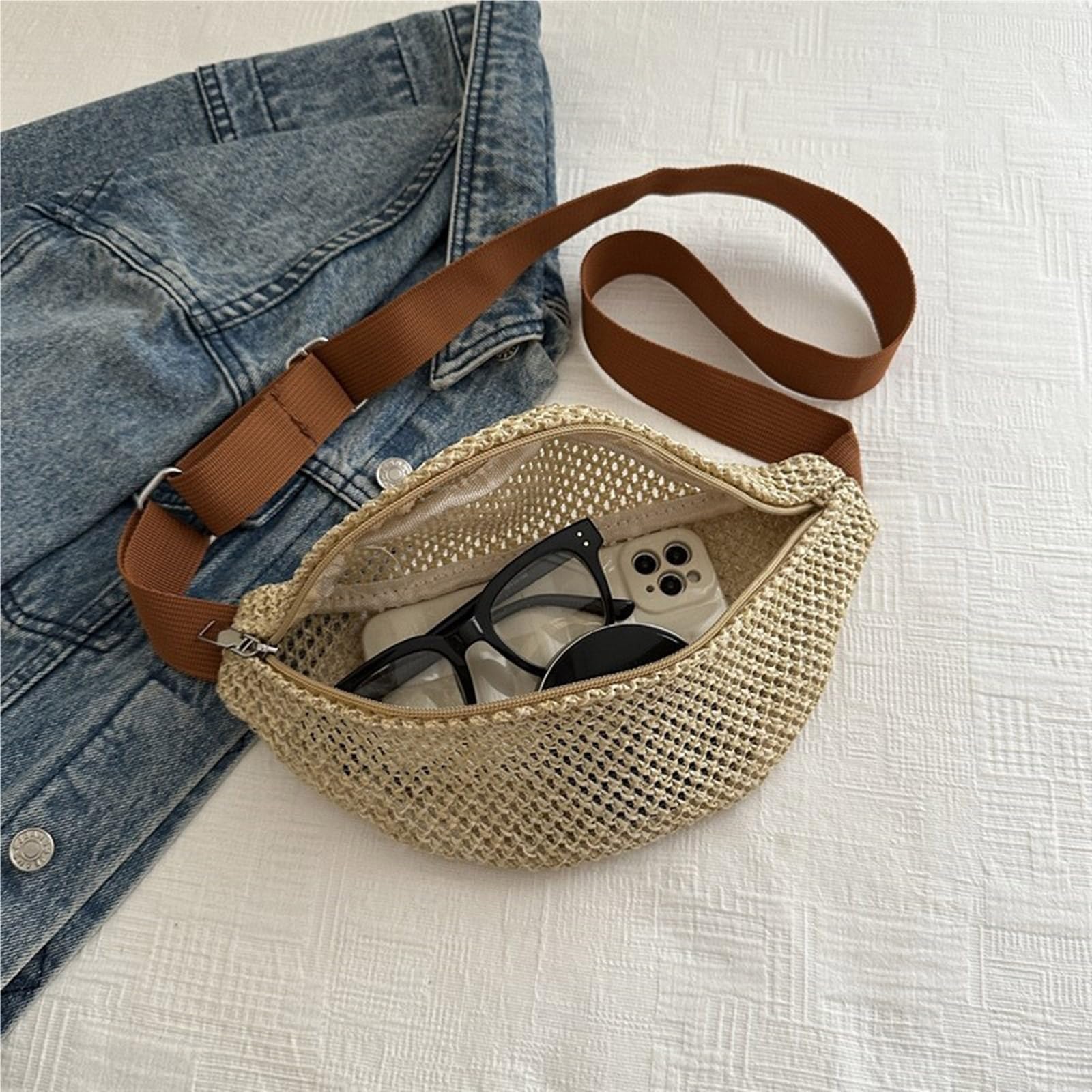 Marsupio/Borsa a Tracolla in Paglia Intrecciata a Mano per Donna, Ideale per la Spiaggia, i Viaggi, Stile Etnico con Nappine, Boho.