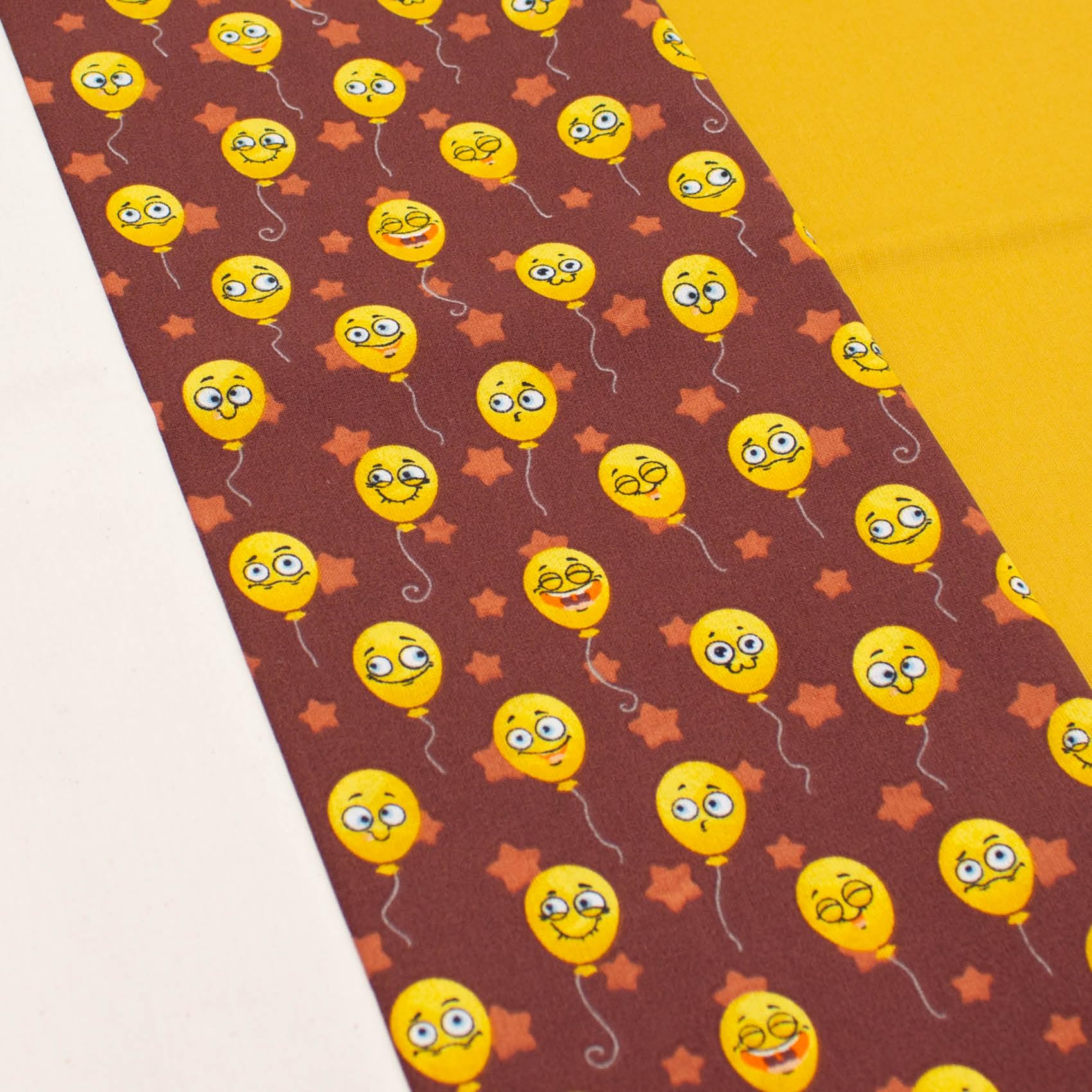 VmG-Store 1.5 m Cotton Fabric Set Design Fabric + 2 x Plain Colour Coordinated 100% Cotton Material Selection (Balloon Smile Set27) - Image 2