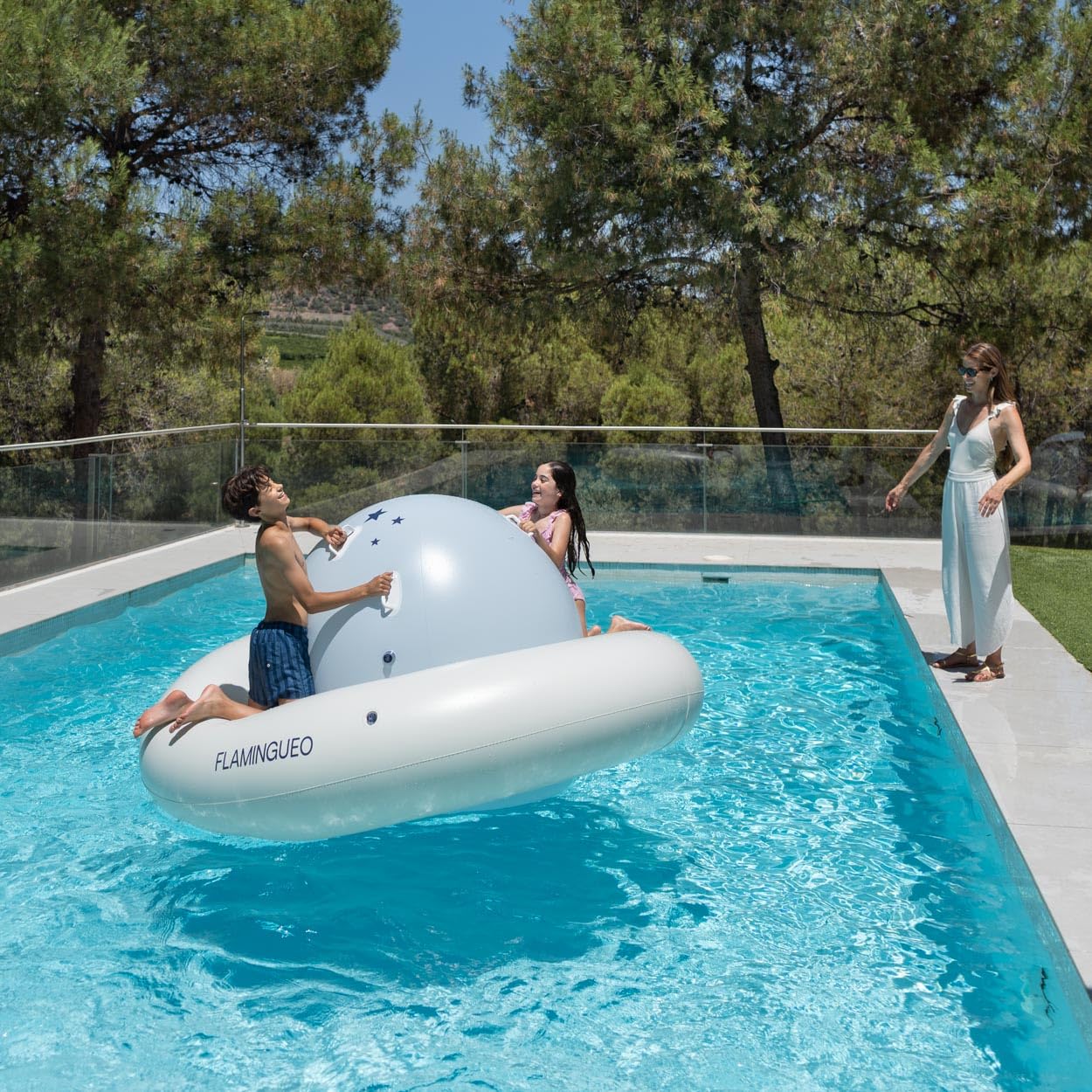 Flamingueo Flotador, Hinchable para Niños, para Piscina y Jardín | PVC Extrarresistente, 6 Asas de Agarre, Multicolor