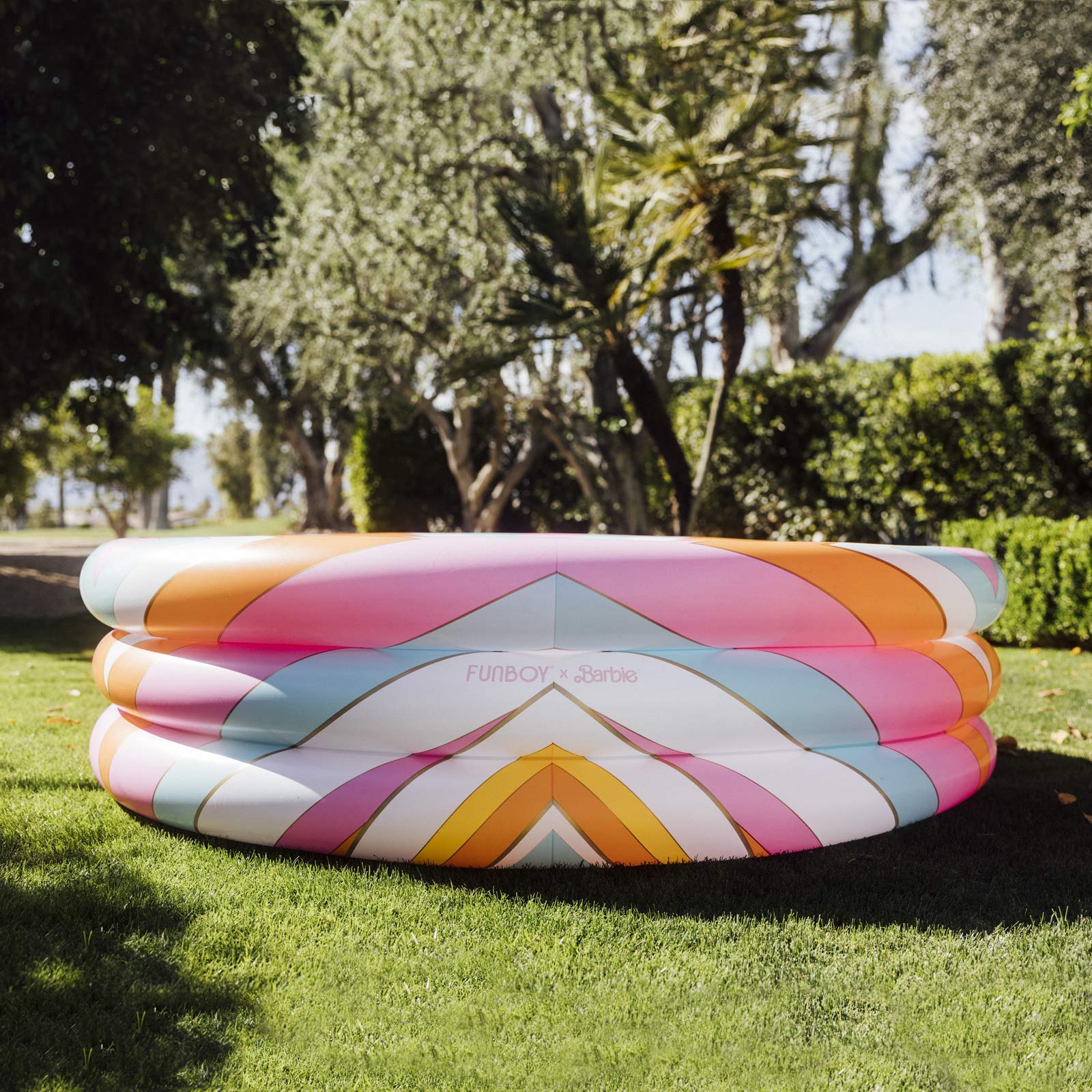Snapklik.com : FUNBOY & Malibu Barbie Luxury Inflatable Summer Dream ...