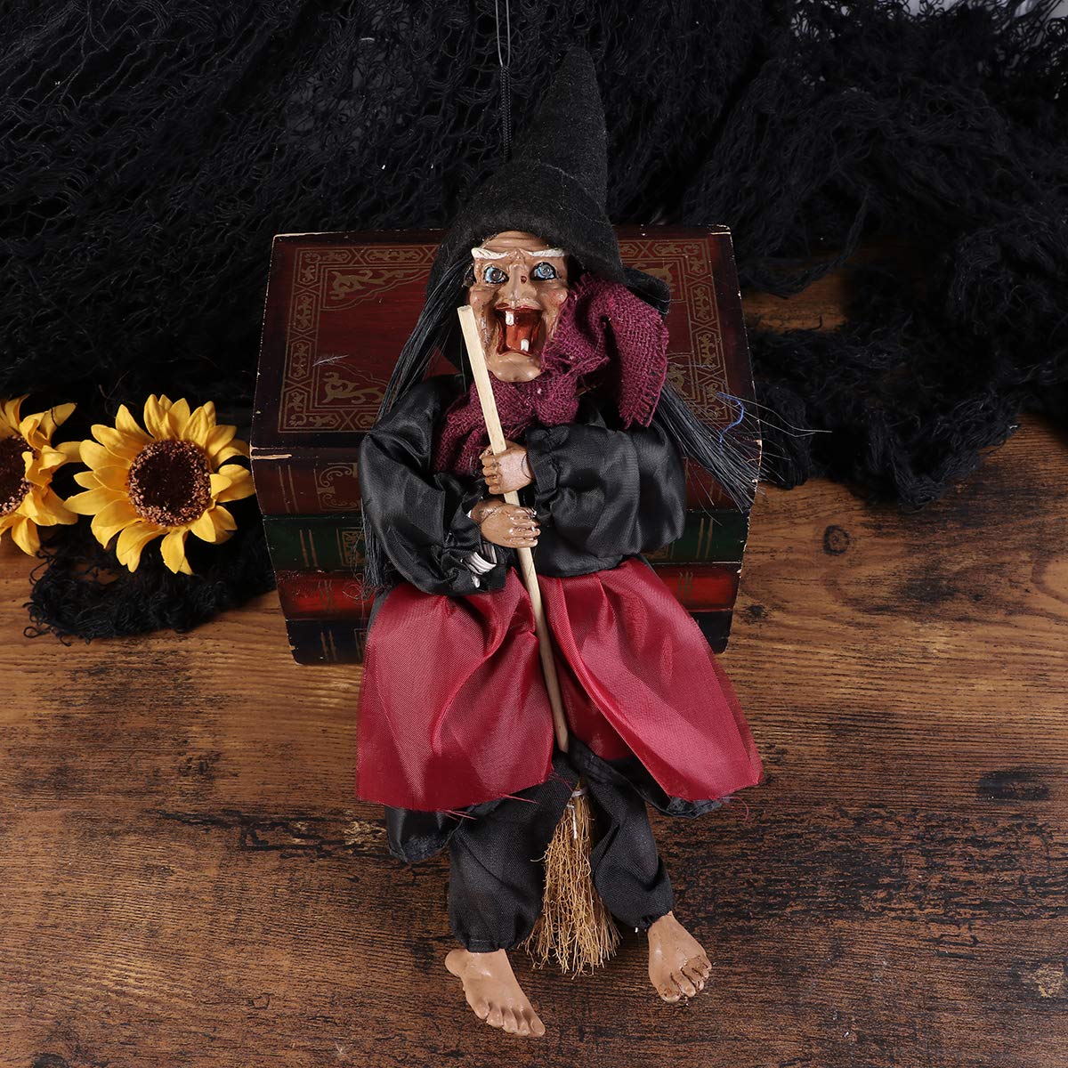 LIOOBO 1pc Kitchen Witch Doll Small Witch Kitchen Witch Decor Wooden Dolls Outdoor Hanging Decor Halloween Hanging Witch Decoraciones para Uñas Witch Dolls and Figurines Flight Ornament