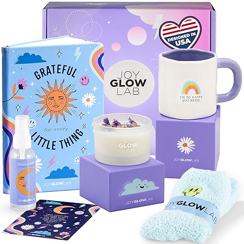 Miniatura 1 de Cesta de regalo de cuidado personal para mujeres y adolescentes – Diario de gratitud, niebla de almohada, vela de soja, calcetines acogedores y taza