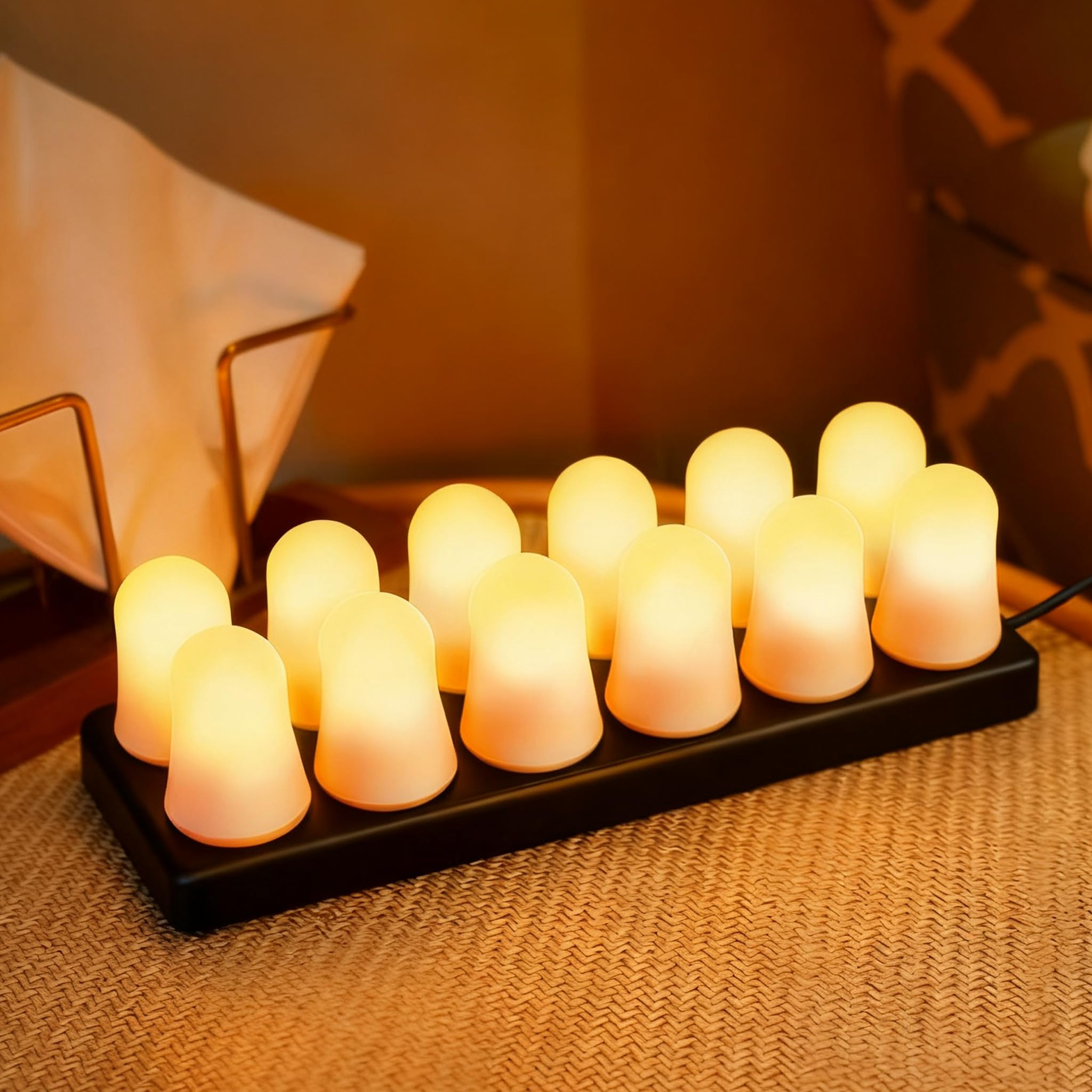 12er Set LED Teelichter Wiederaufladbar mit Ladestation - RGB Flackernde Elektrische Kerzen mit Fernbedienung, Extrem Lange Betrieb - Für Weihnachtsdeko, Tischdeko, Party, Wohnzimmer