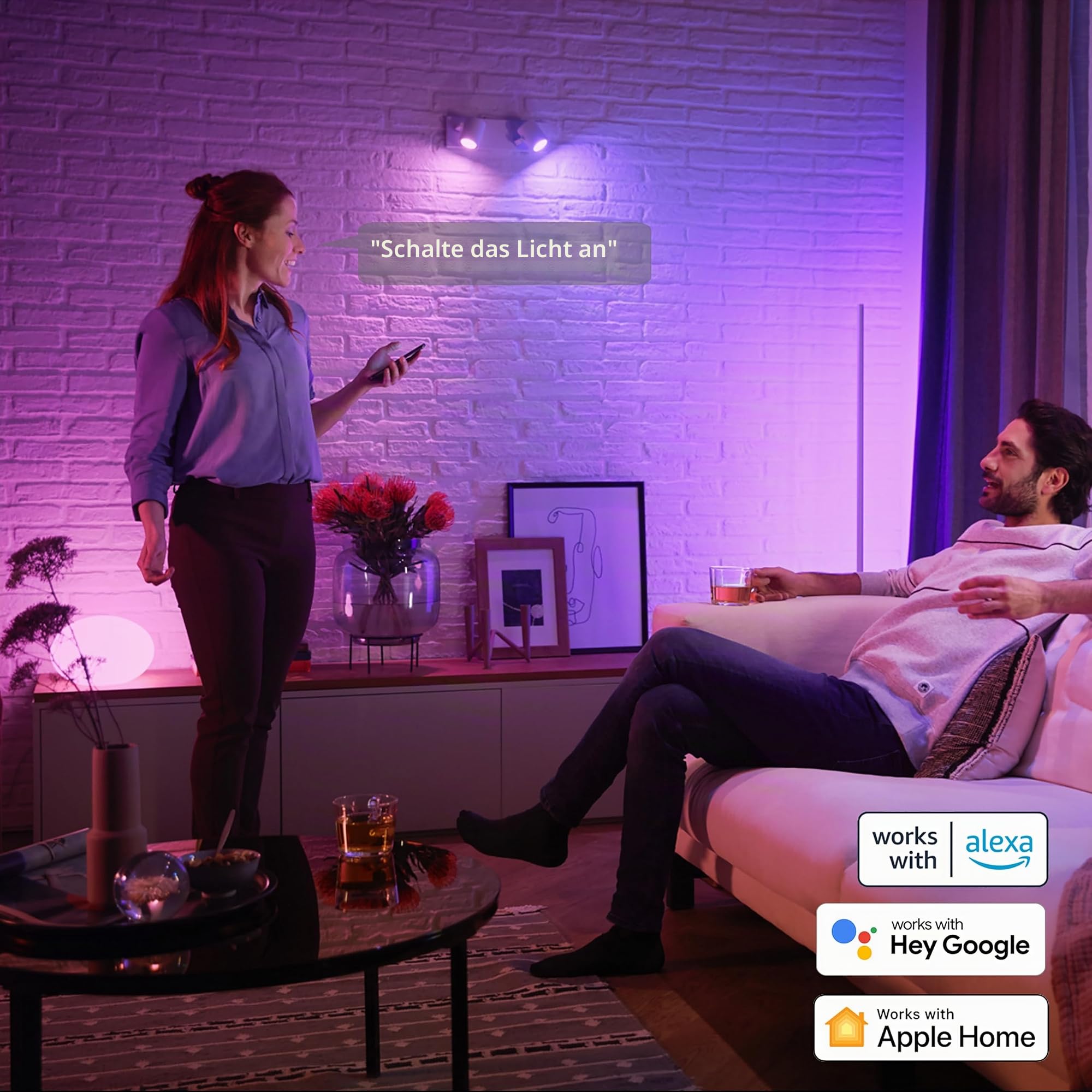 Philips Hue Vorteilspaket - GU5.3 - mit 4 Spots (MR16) - 12V - Weißes und Farbiges Licht - inkl. 1 Hue Dimmschalter - Hue White and Color Ambiance