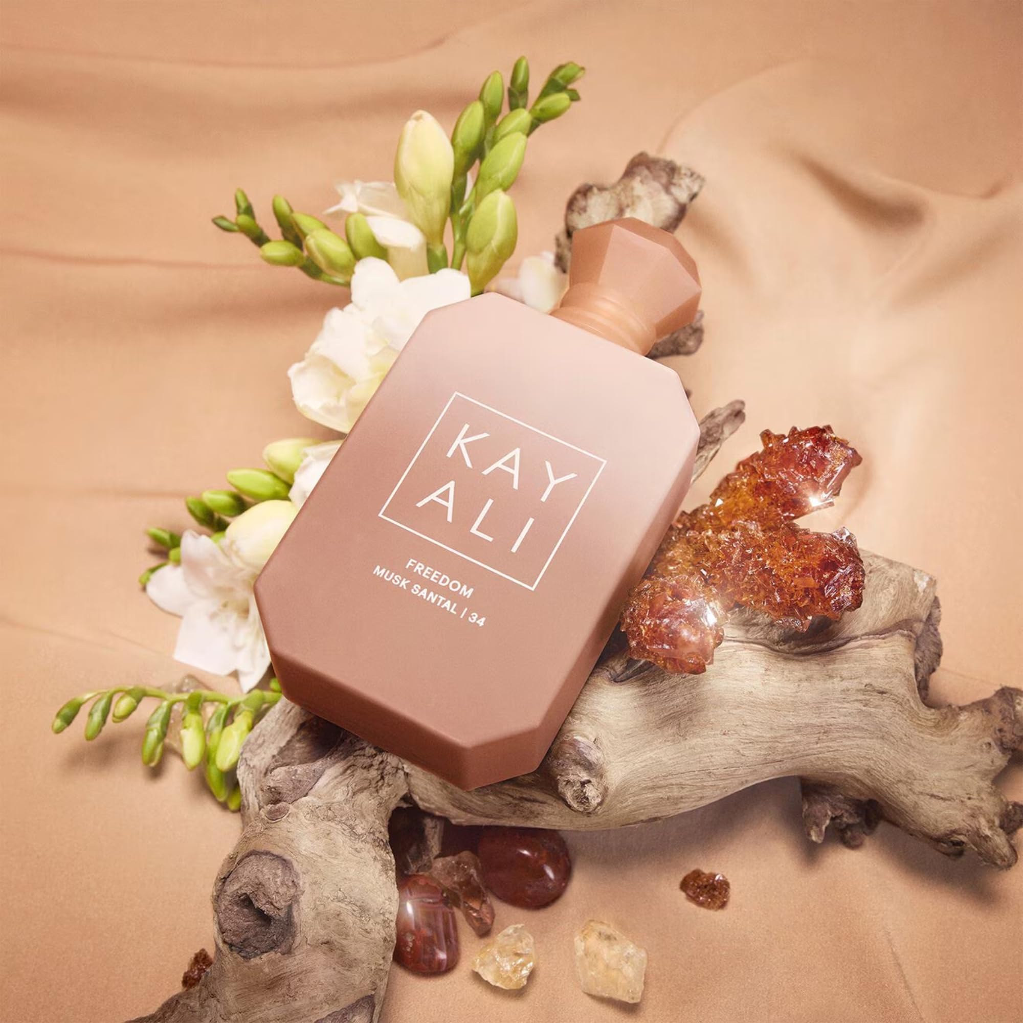 Kayali Freedom Musk Santal 34 Eau de Parfum, Reisegröße, 10 ml, Flüssigkeit, für alle Anlässe