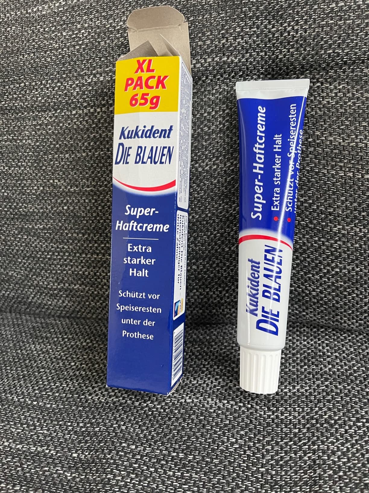 Kukident Die Blauen SuperHaftcreme XL Packung 65g extra starker Halt für die Dritten