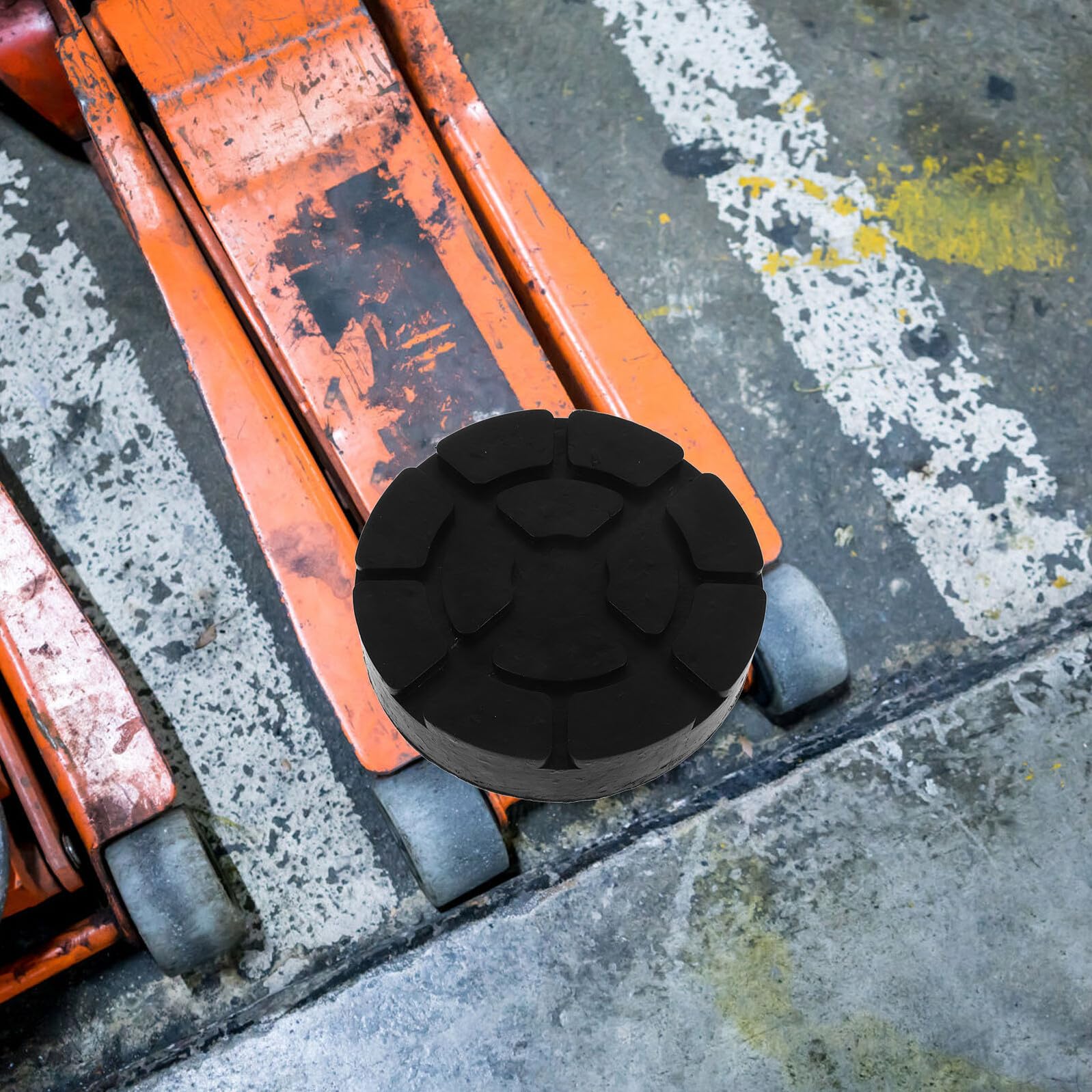 Mikinona 4 Stück Wagenheberadapter aus Gummi für Automobilheber mit Rutschfestem Design und Stabiler Unterstützung für Sichere Hebevorgänge Am Fahrzeug
