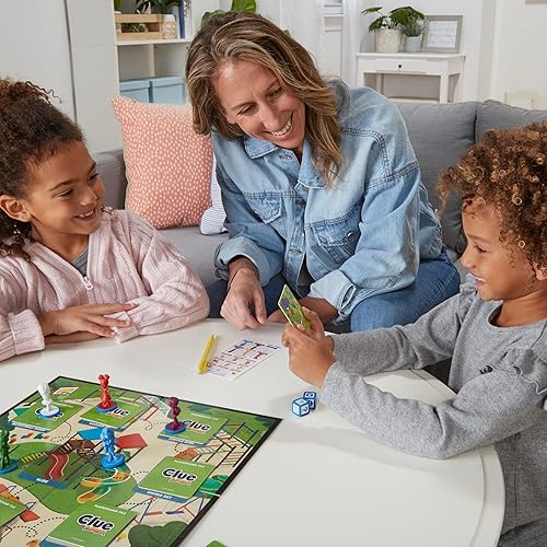 Miniatura 5 de Juego de mesa Clue Junior | Tablero de juego de 2 caras, 2 juegos en 1 | 2 a 6 jugadores | Juegos de misterio para niños | Regalos de regreso a la