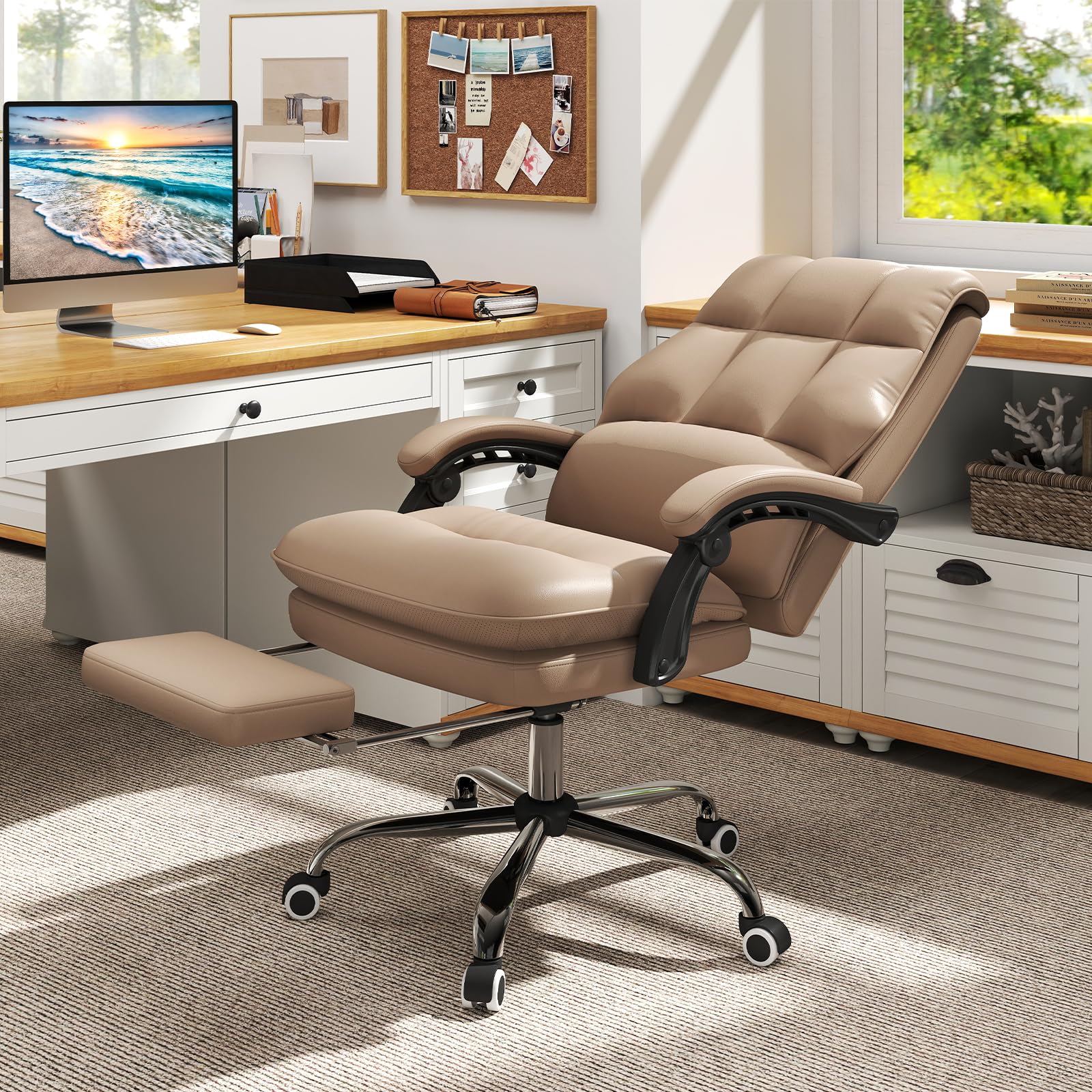 COSTWAY Ergonomischer Bürostuhl mit einziehbarer Fußstütze, Chefsessel mit Verstellbarer hoher Rückenlehne, weich gepolsterter Schreibtischstuhl aus Kunstleder, Computerstuhl, Kaffee
