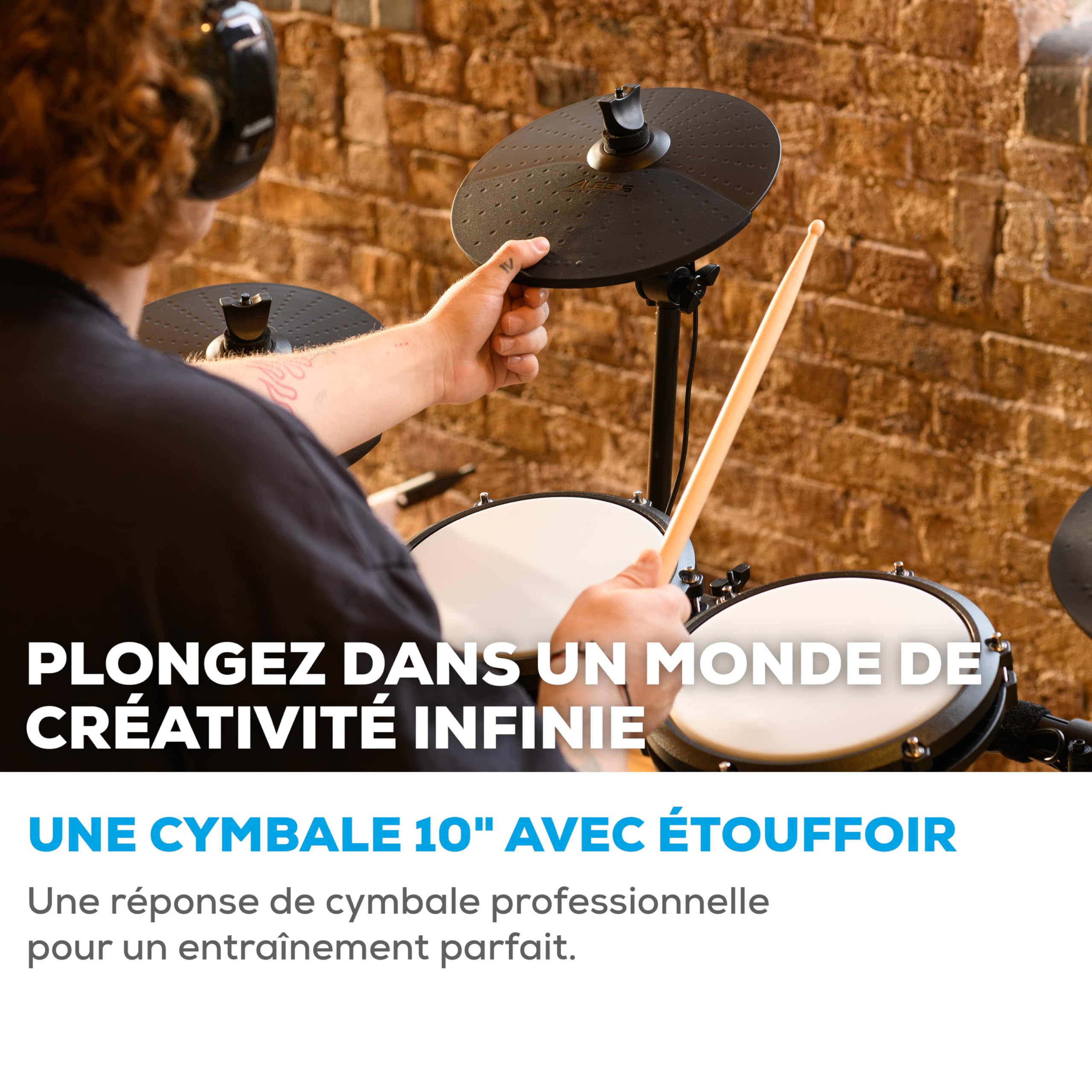 Alesis Nitro Max Kit Batterie Électronique de 10 pièces avec Pads en Maille Silencieuse, Caisse Claire 10" Dual Zone, Bluetooth, 440+ Sons Authentiques, Drumeo, USB MIDI, Pédale de Kick