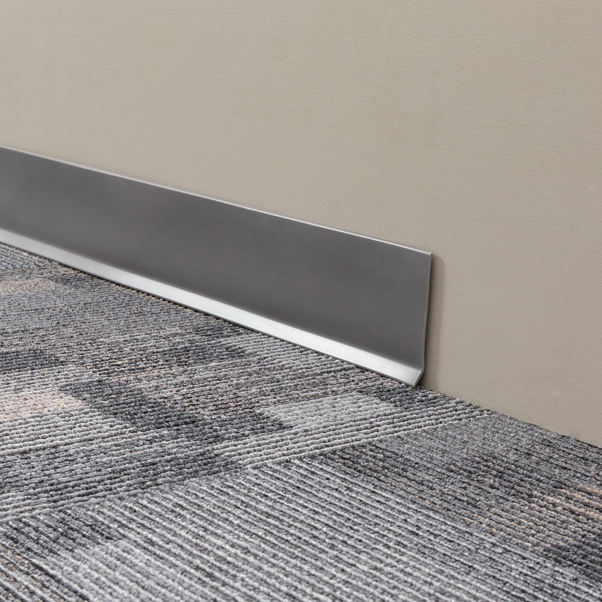 Mohawk Smoke Gray Vinyl Cove Wall Base 4in x 120ft Roll