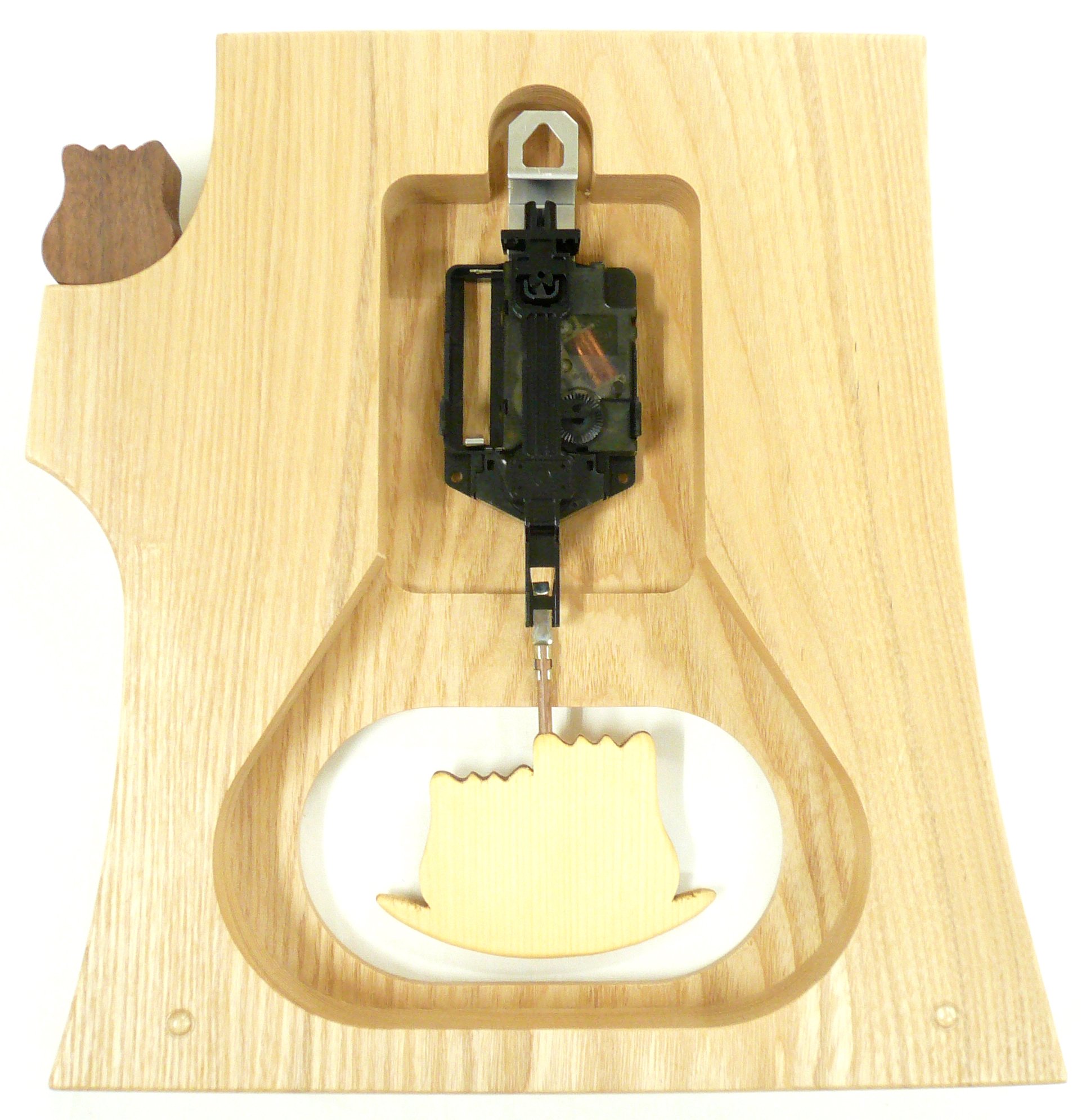 Amazon.co.jp: 旭川家具 工房ペッカー 切株振り子時計 ふくろう F41-2