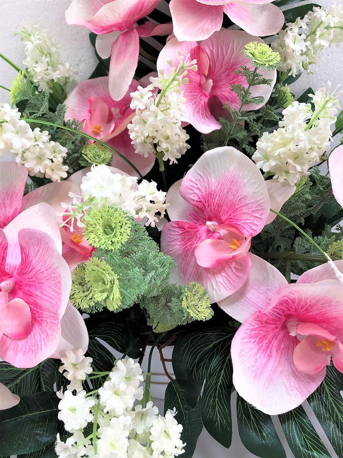 LBA Centre de Fleurs artificielles pour cimetière. Également pour Les églises. Spécial Jour de Tous Les Saints. Dimensions : 65 x 50 x 35 cm.