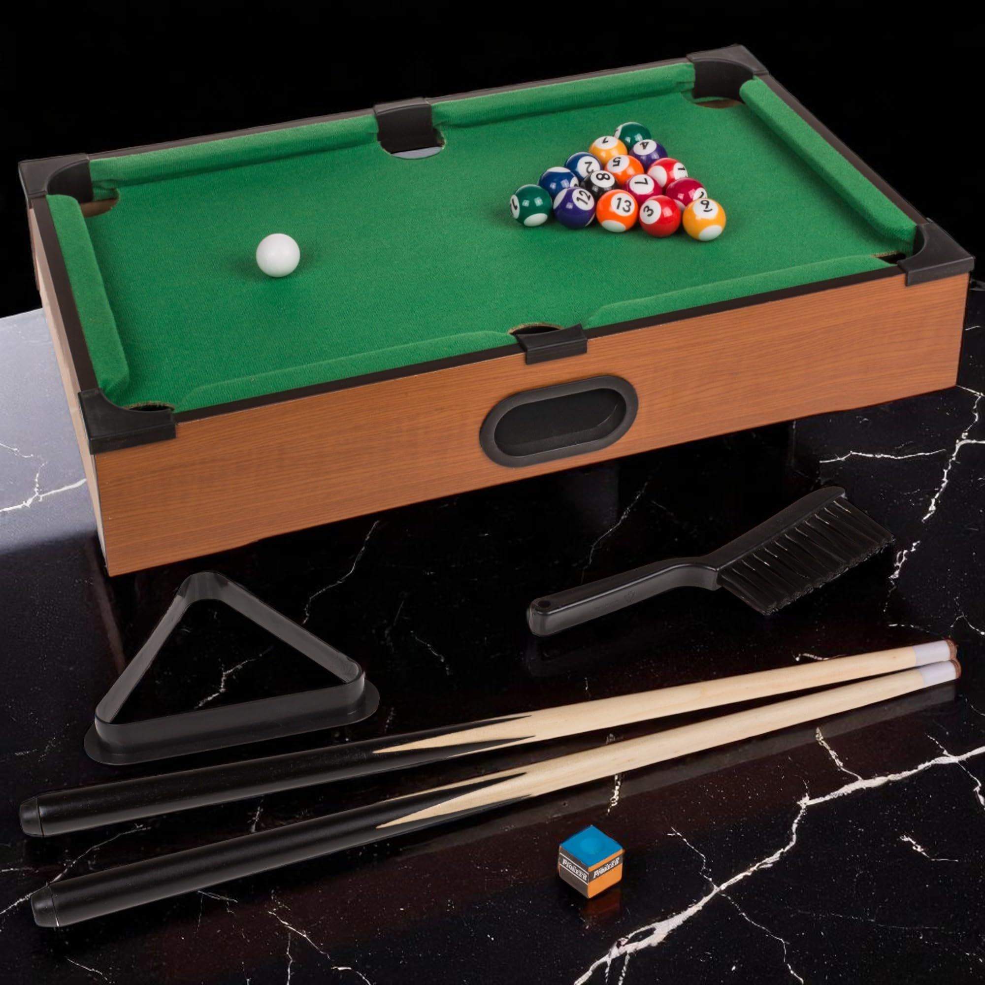 MIJOMA Tischbillard aus Holz – Mini Billardtisch 51x31 cm mit 2 Queues, 16 Kugeln, Triangel & Kreide – Kompaktes Tisch-Billardspiel für Kinder & Erwachsene