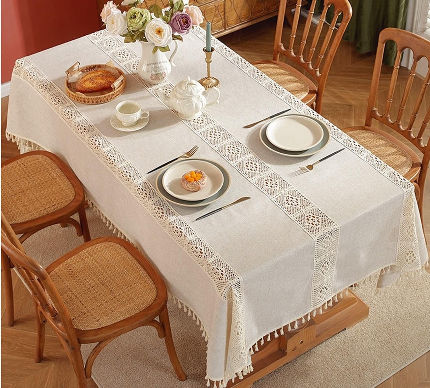 Mantel Antimanchas y Lavable Rectangular Beige Exterior, Encaje Hueco con Borlas, de Poliéster Fácil de Limpiar, 140 x 240 cm, Mantel para Comedor y Cocina