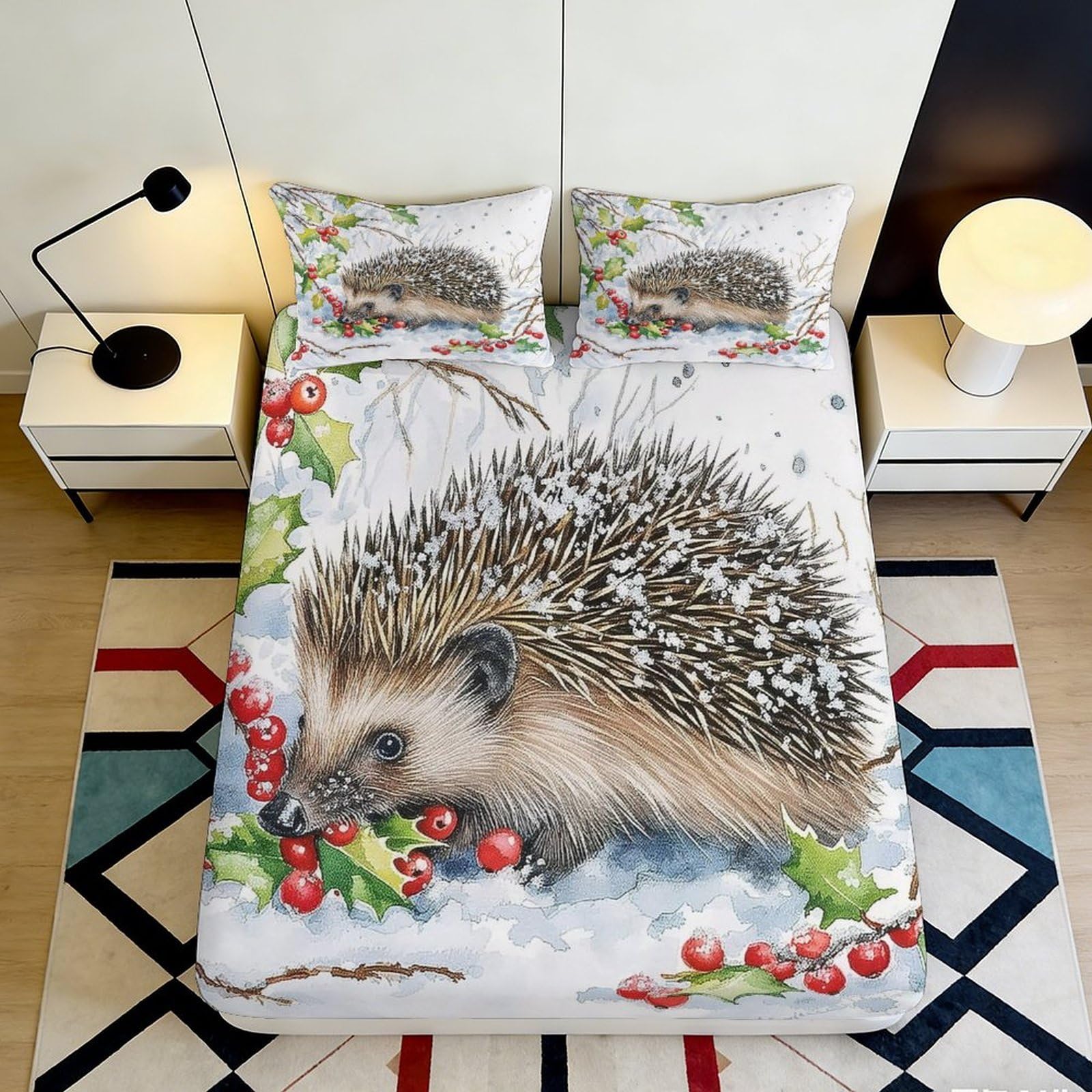 3D Printed Hedgehog Animal Fitted Sheet Microfiber Soft Breathable Winter Berries Bed Cover for Bedroom Dormitory Guest Room Mattress Protection 160x200x25cm