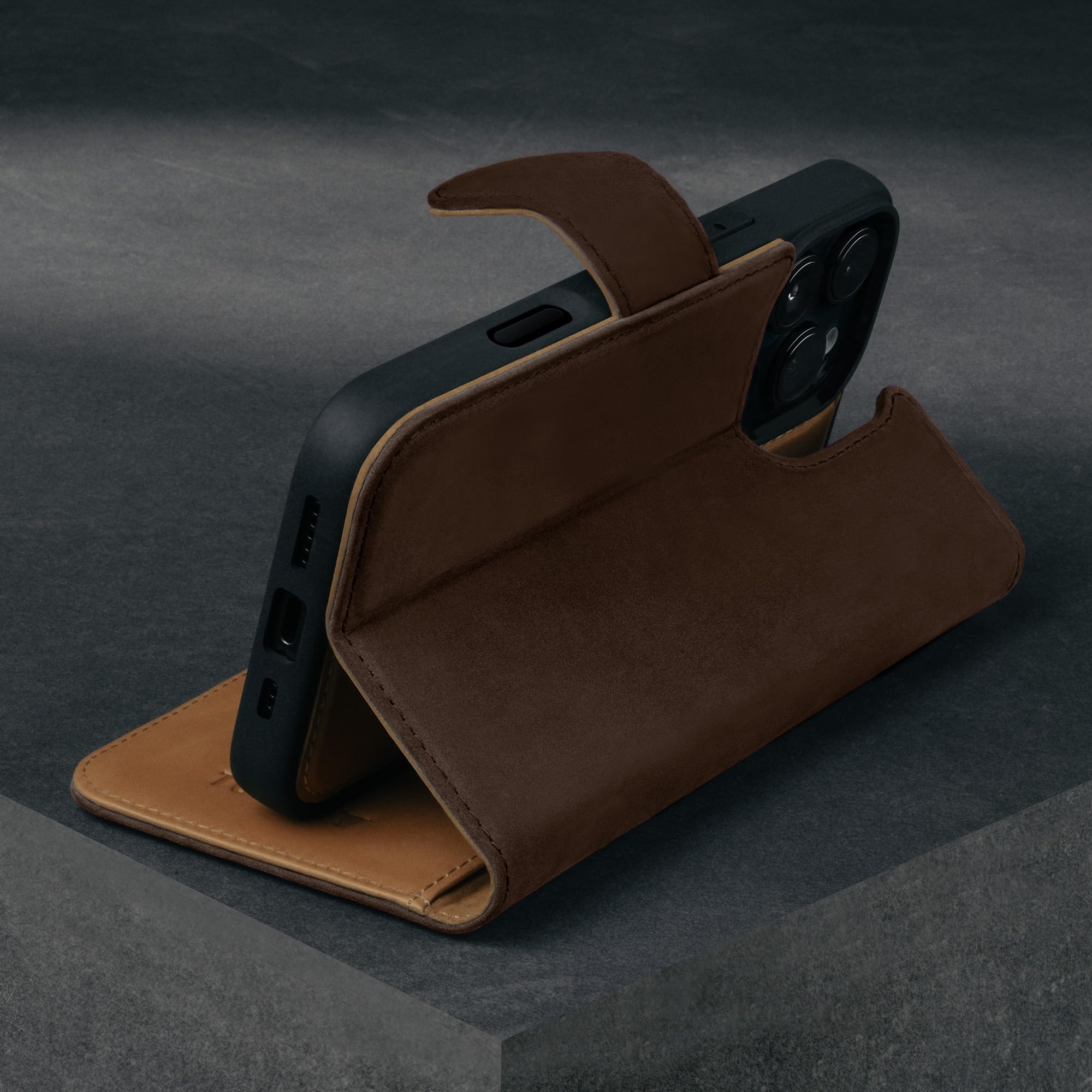TORRO Nubuck Leather Case Compatible with iPhone 16 Pro - Image 3