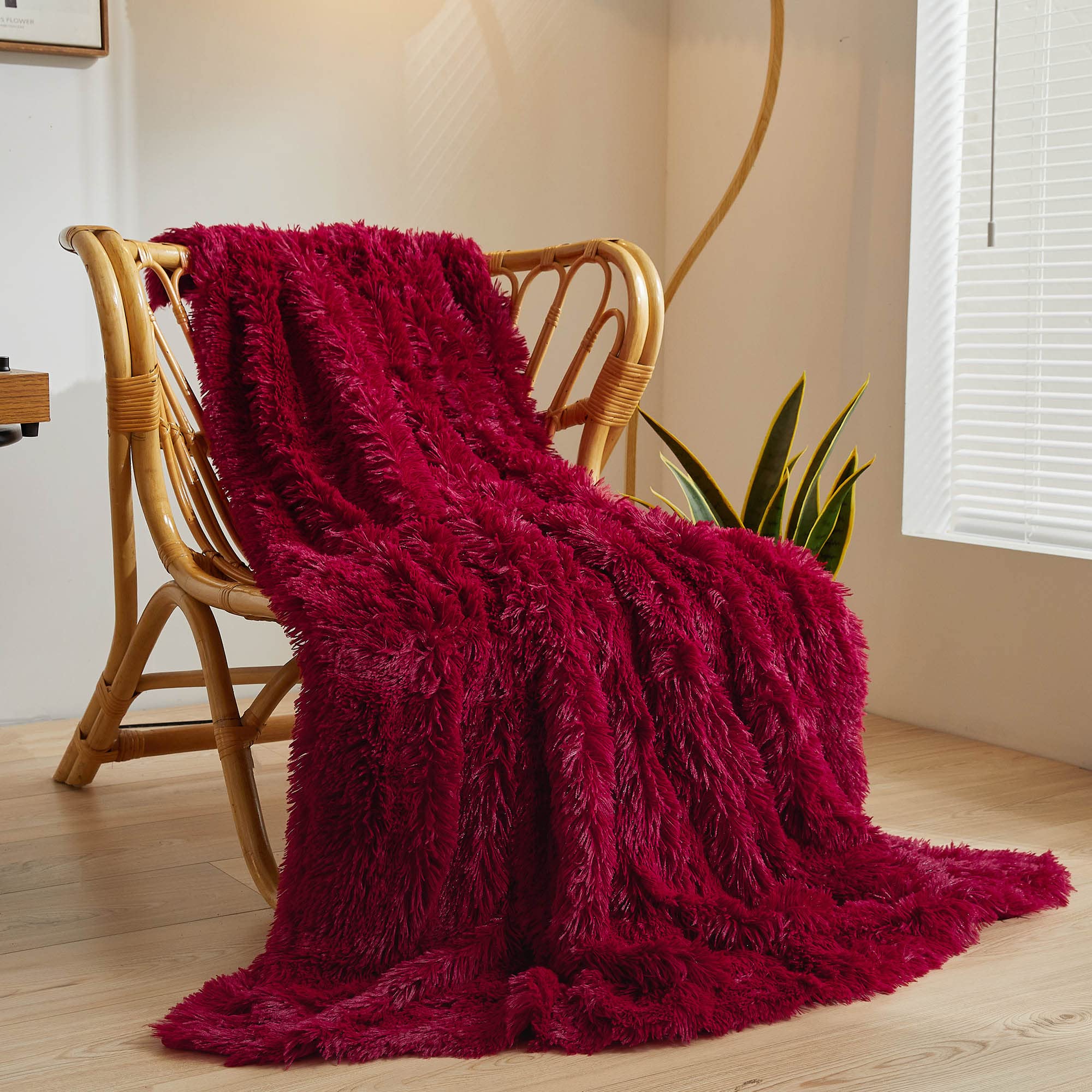 XeGe Luxury Faux Fur Throw, Red Soft Fluffy Blanket Single, Shaggy Plush Decorative Couch Blanket, Autumn Cute Furry Fuzzy Lap Throw for Kids Women Men Teen Girls RedOEKO-TEX STANDARD 100