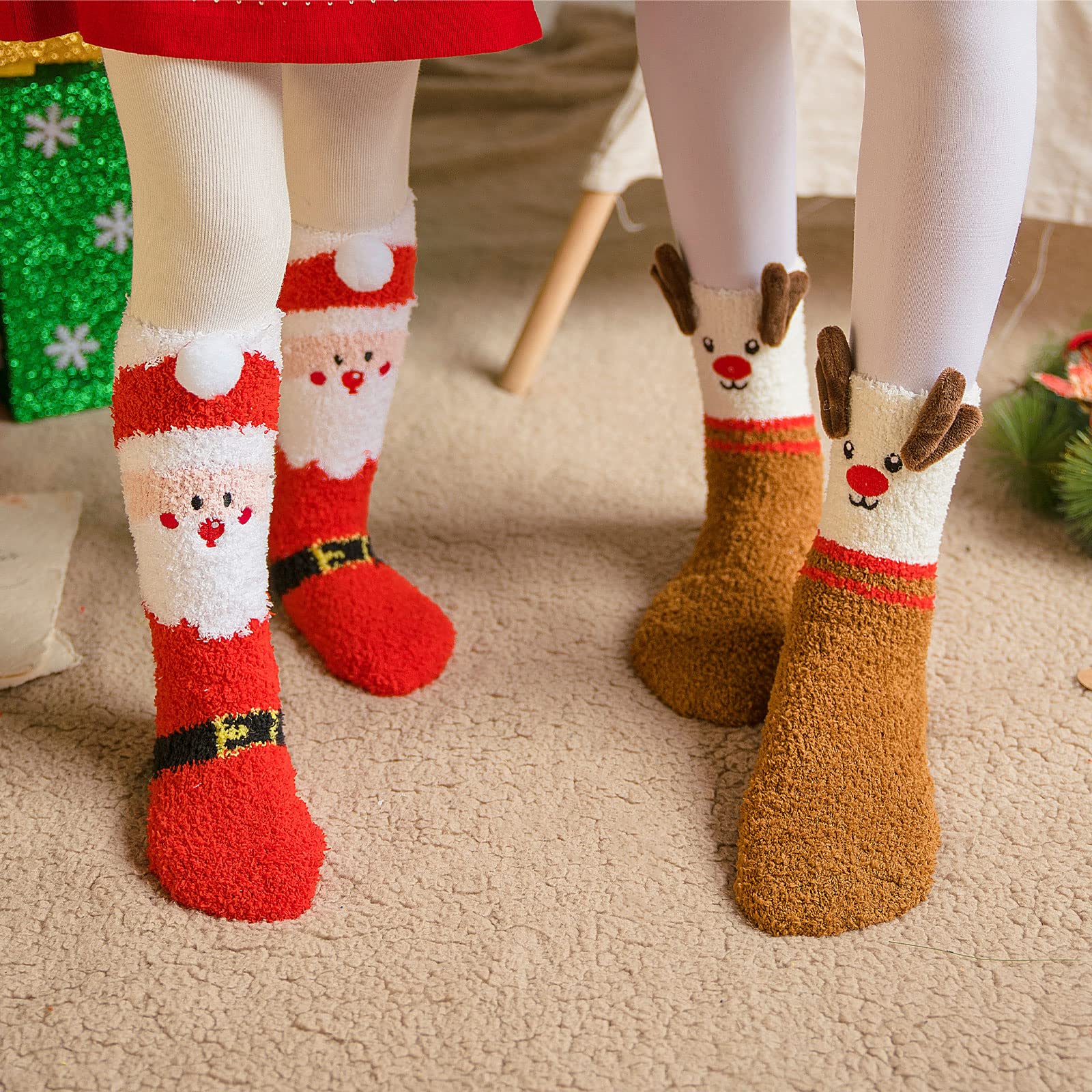 Gofriipai - Calcetines mullidos de Navidad para mujeres y niñas, 5 pares de calcetines lindos con caja de regalo de Navidad
