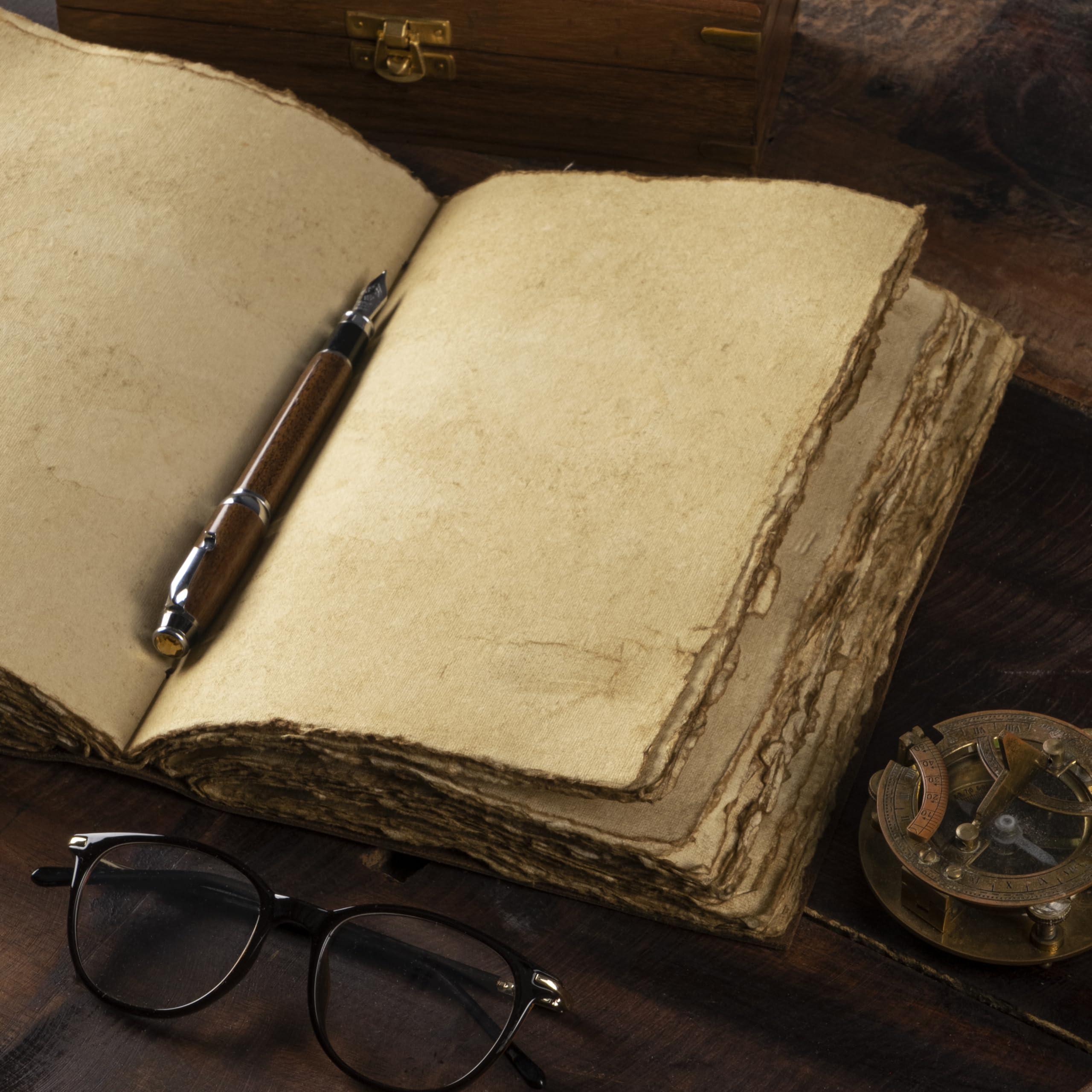Diario de cuero vintage árbol de la vida - Diario de cuero enrollado - Papel antiguo hermoso libro de cuero en relieve - Para dibujar bocetos y escribir - 240 páginas