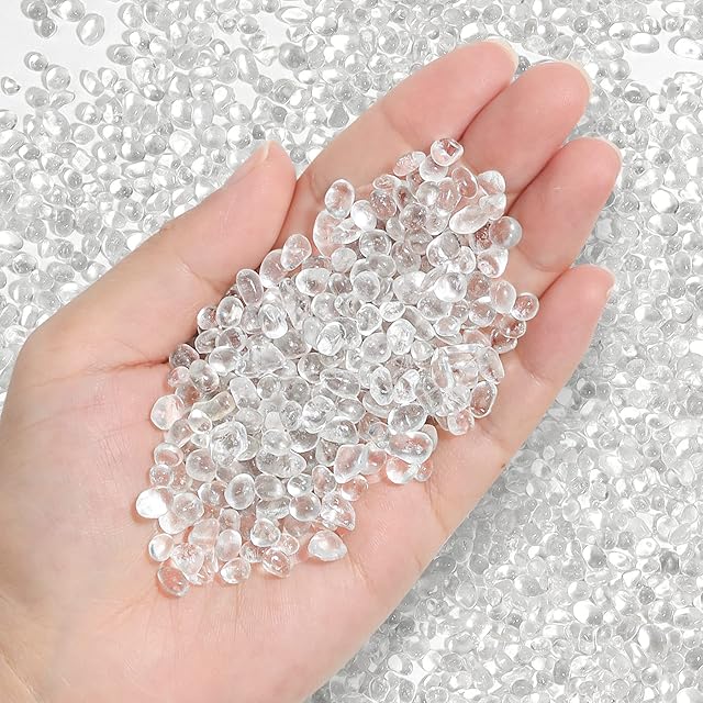 T4U Tumbled Chips Stones Gravels Crystal 1 lb (450g), Small Crushed Quartz Glass Pebbles Top Dressing Fillers, DIY Polished Rocks for Indoor Plants Terrarium Aquarium Decoration - Transparent