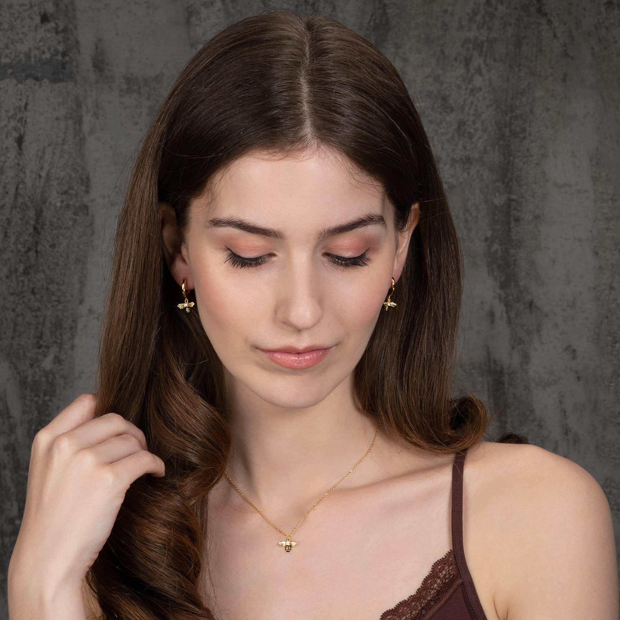 namana Bonitos aretes de aro de abejorro para mujeres y niñas, aretes de aro de plata 925 para mujer con dijes de abejorro, Plata de ley, Circonia cúbica
