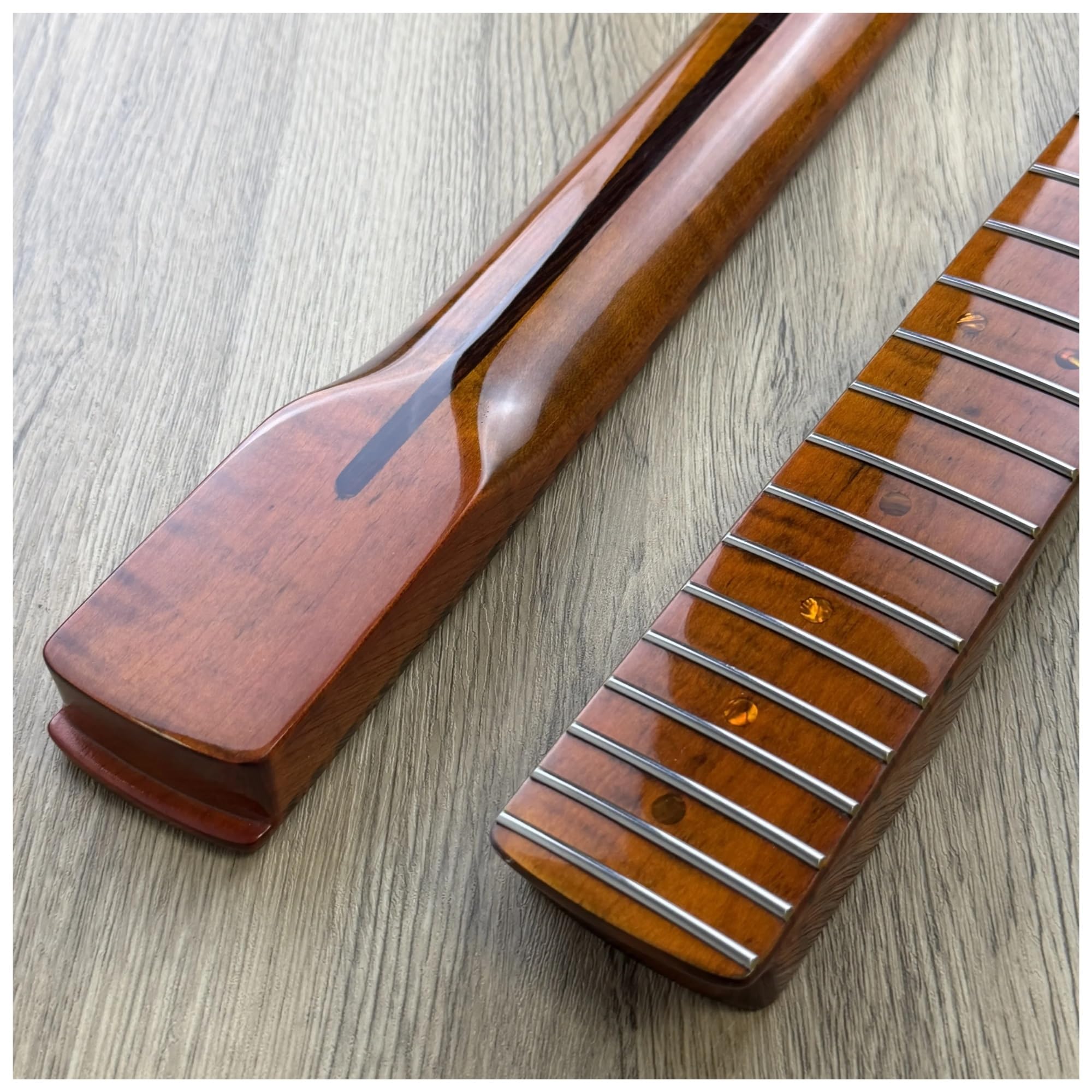 Manico for chitarra ST for mancini, tastiera in acero a 22 tasti, finitura lucida lucidata a mano, ricambio for chitarra elettrica