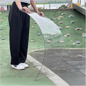 Transparent Solid Polycarbonate roof Panels with high Impact Resistance are Used for Covered Swimming Pools and greenhouses5.1 x 13.1ft