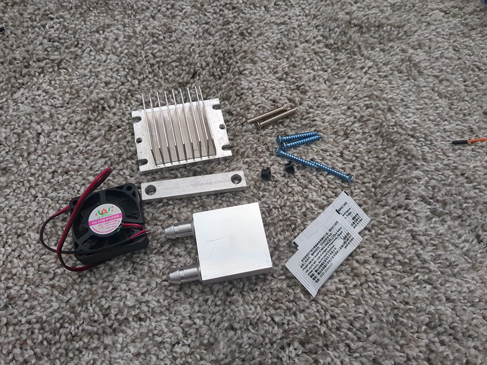 KOOBOOK Kit Raffreddamento Peltier 12V 72W - Termoelettrico Con Ventola, Blocco Acqua E Dissipatore - Progetti Fai Da Te - 3