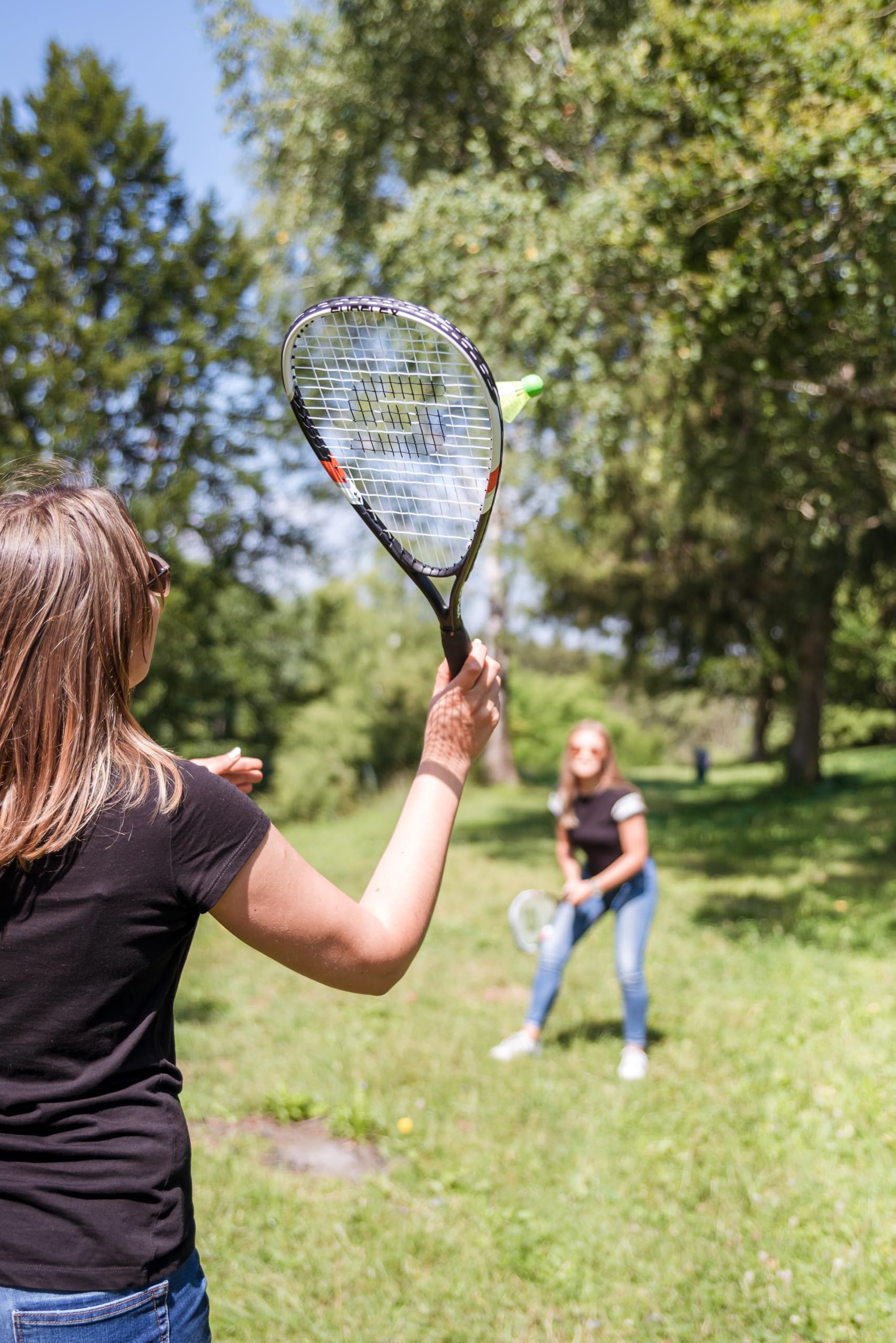 Sunflex® Badminton Sonic Speed Set II Badminton - Unisex - Erwachsene - Federball - Schläger Set - Racket - Windstabile Bälle - für Park, Strand, Wiese - mit Tasche