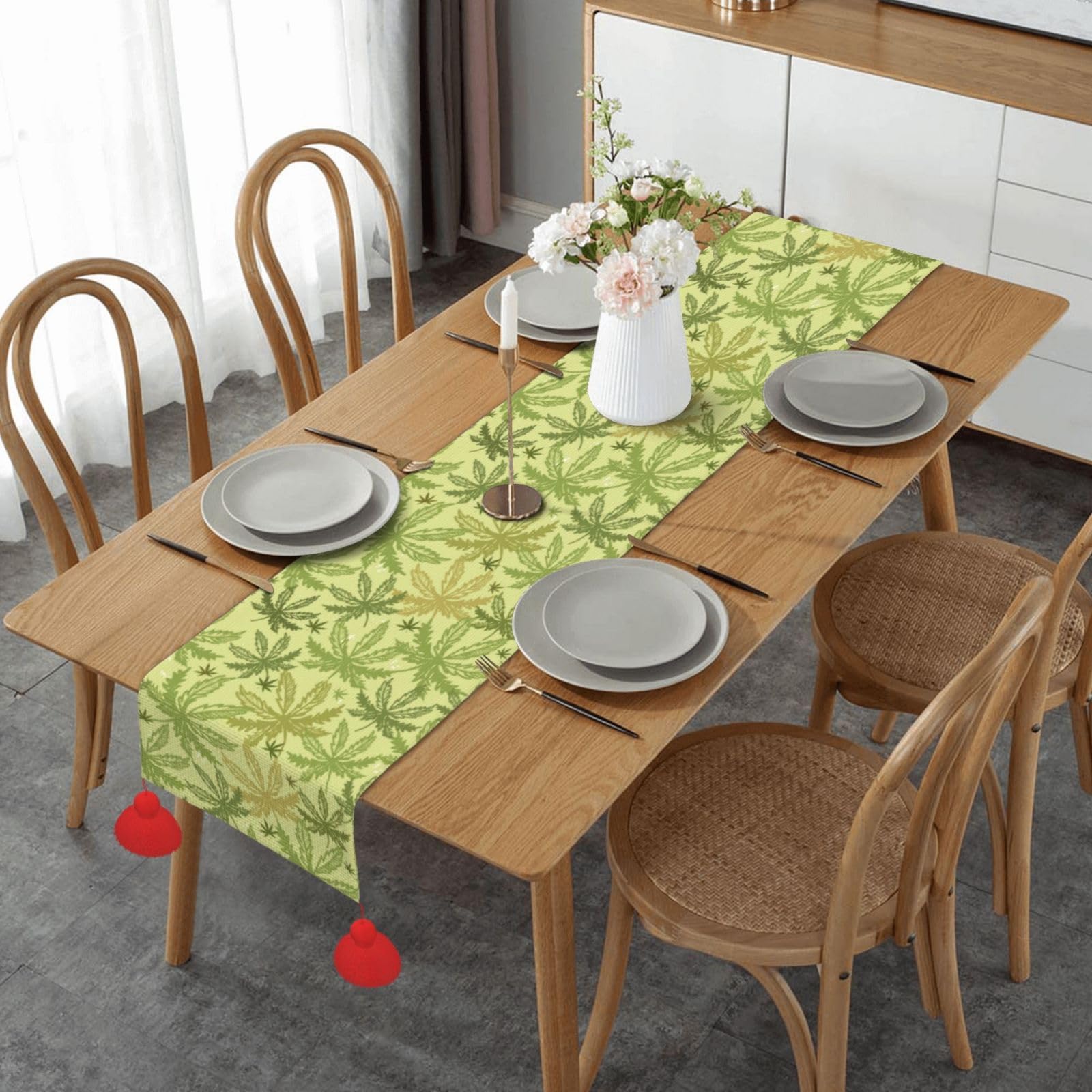 Chemin de table de Noël à pompons vert 35x152 cm pour repas de fête