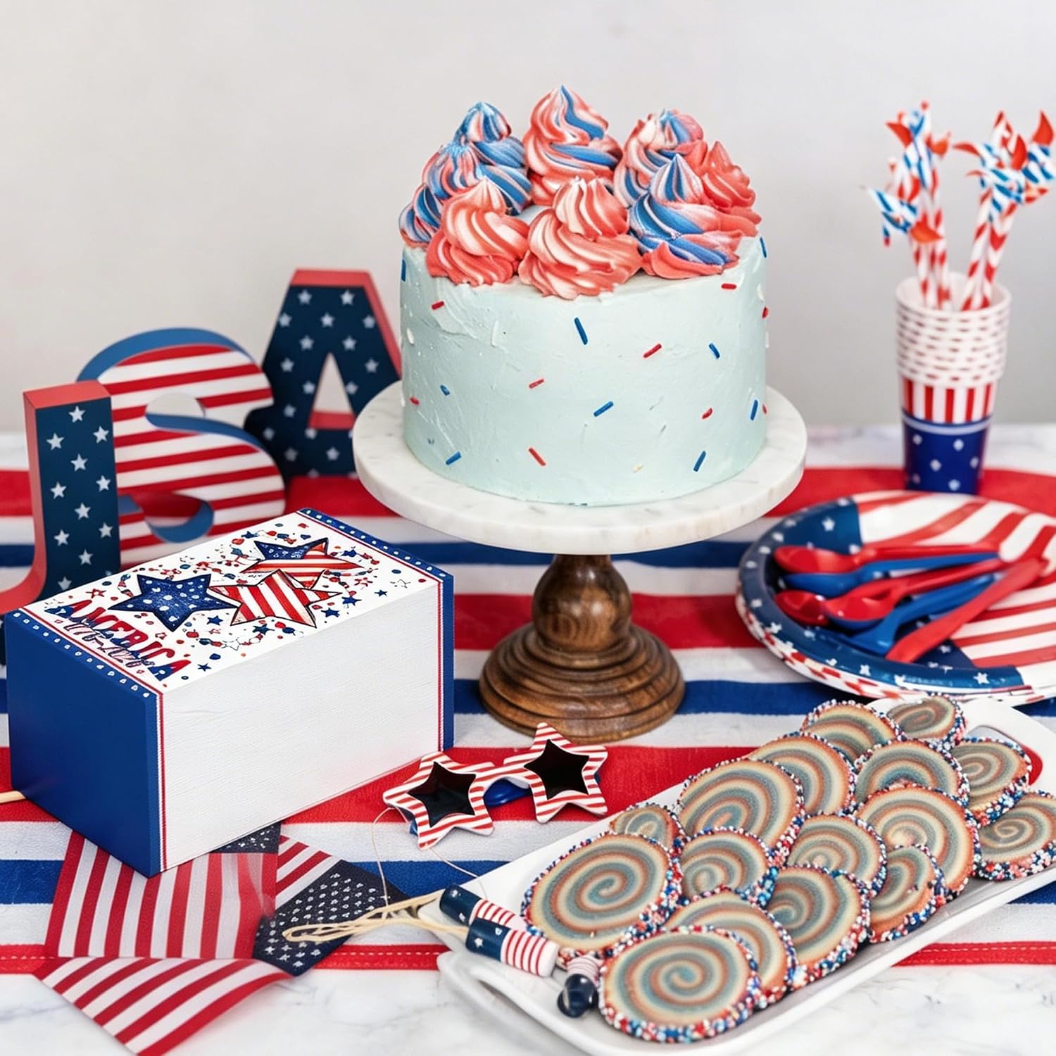 4th of July Decorations - 100 Pcs 250 Anniversay Usa Party Supplies for Election Veterans Independence Day Fourth American Patriotic Disposable Paper Cocktail Beverage Dinner Napkins