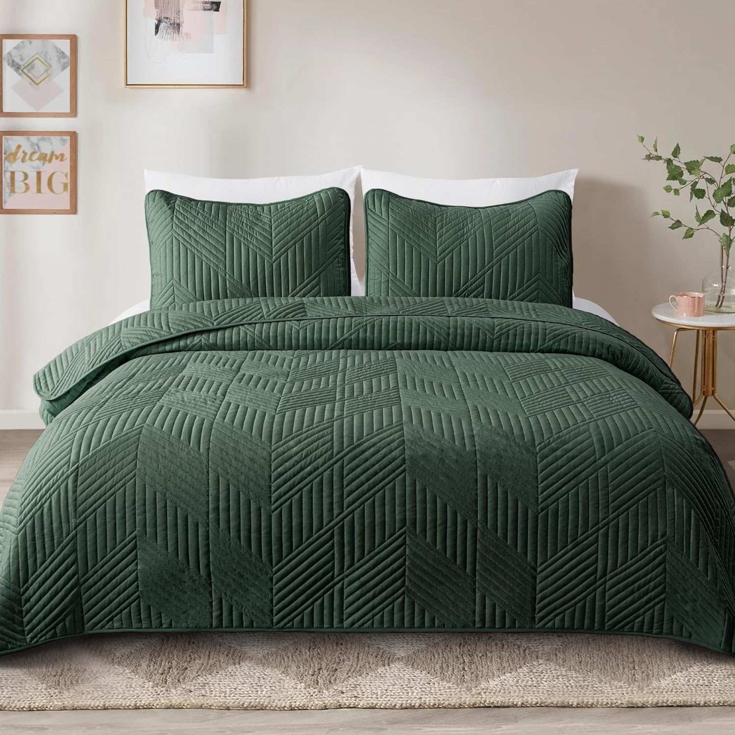 Exclusivo Mezcla Ultrasonic Full Queen Quilt Bedding Set, Lightweight Green Bedspreads Soft Modern Geometric Coverlet Set for All Seasons (1 Quilt and 2 Pillow Shams) - Image 2