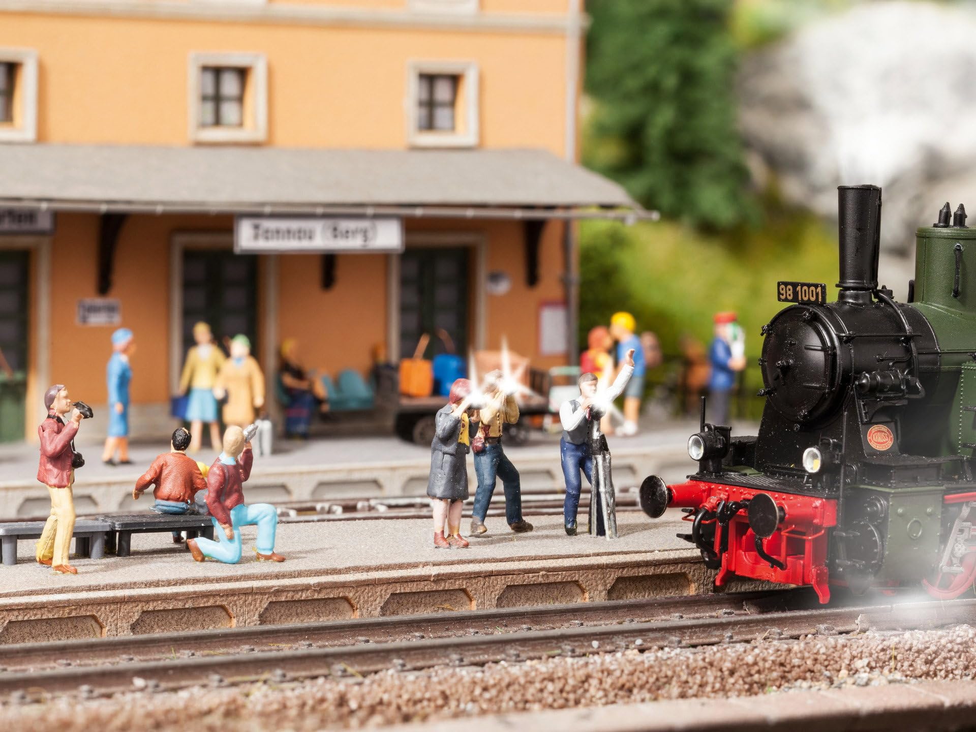 Noch 15108 – 6 Figurines De Garagistes – Modélisme Ferroviaire H0 – Accessoire Réaliste – Dès 14 Ans