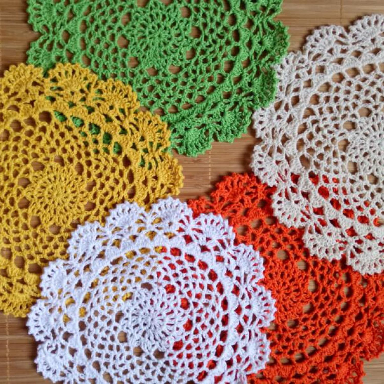 3 Pcs Cotton Lace Crochet Coffee Dish Round Christmas Drink Coaster Cup Mug Tea Dining Doily Vintage Floral Kitchen(Rood 7.87) (wit