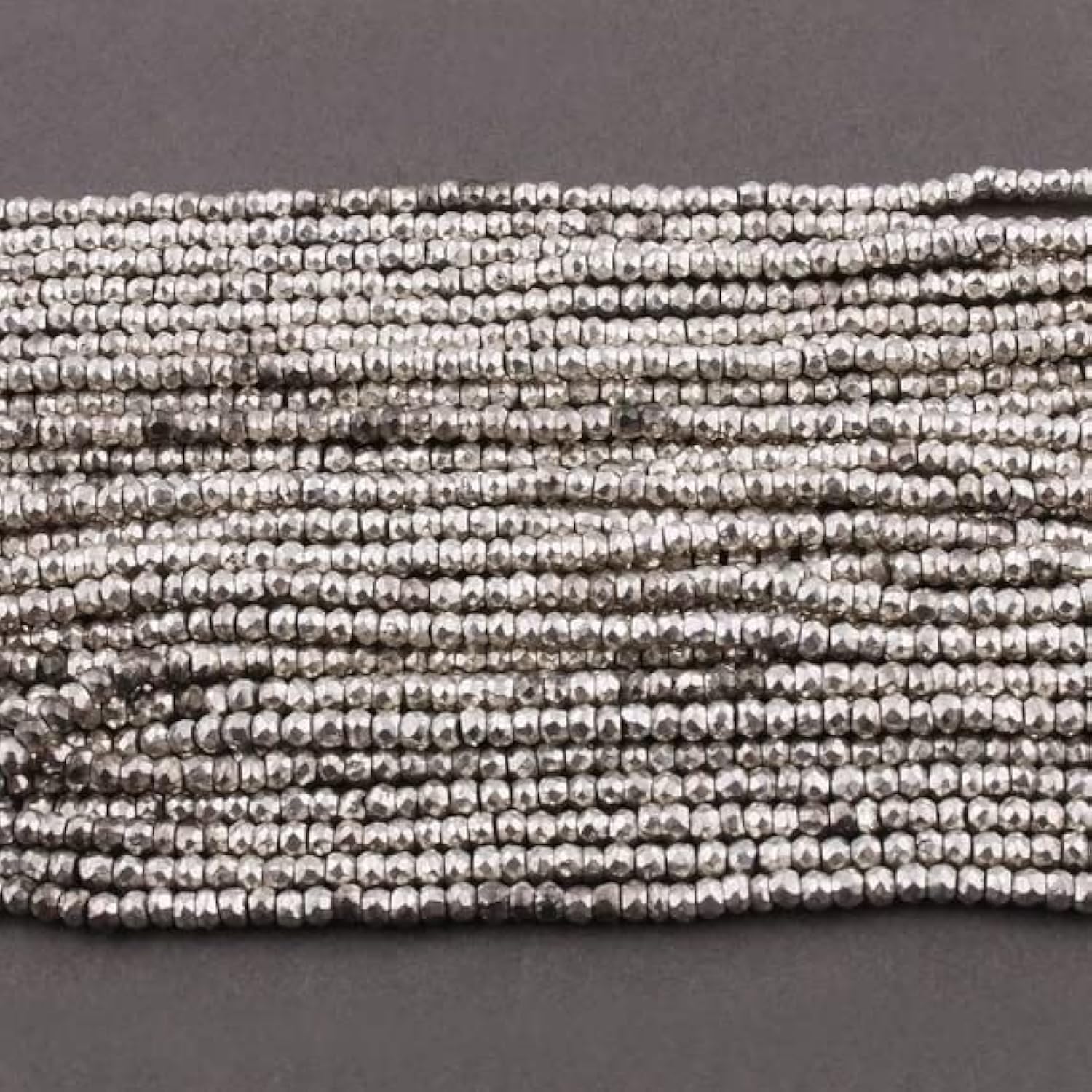 Pyrite argentée facettée 3mm pour création bijoux fins haut de gamme