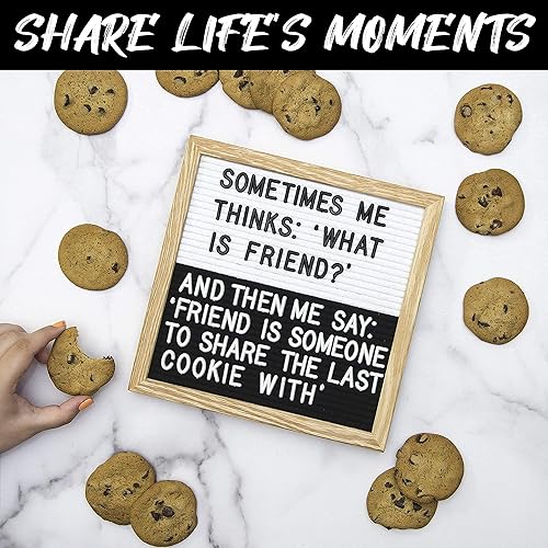 Miniatura 32 de Letrero de fieltro negro y letras blancas de 10 x 10 pulgadas Este letrero personalizable incluye 300 letras de plástico y marco de roble., Negro