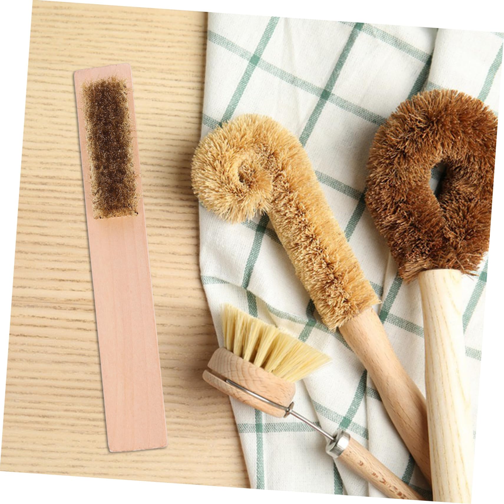 BESPORTBLE 2pcs Wooden Handle Snowboard Wax Brush Cleaning Tool for Snowboard Maintenance Lightweight Design for Easy Storage and Boards Elastic Bristles