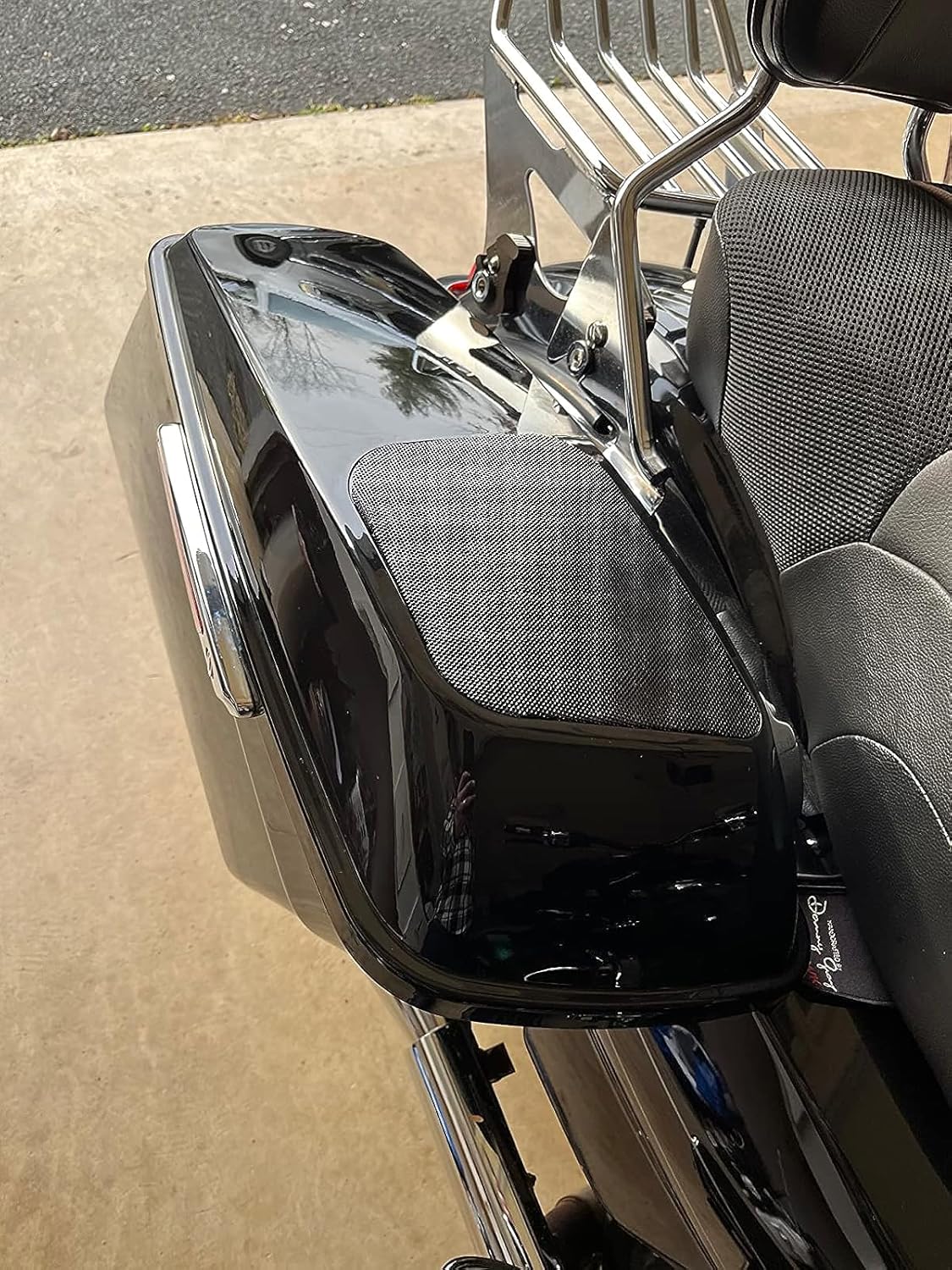 Vivid Black 6x9 Speaker Lids CVO Style For Harley 2014-Later Touring Saddlebags Road King, Road Glide, Street Glide, Ultra Limited, Electra Glide Standard