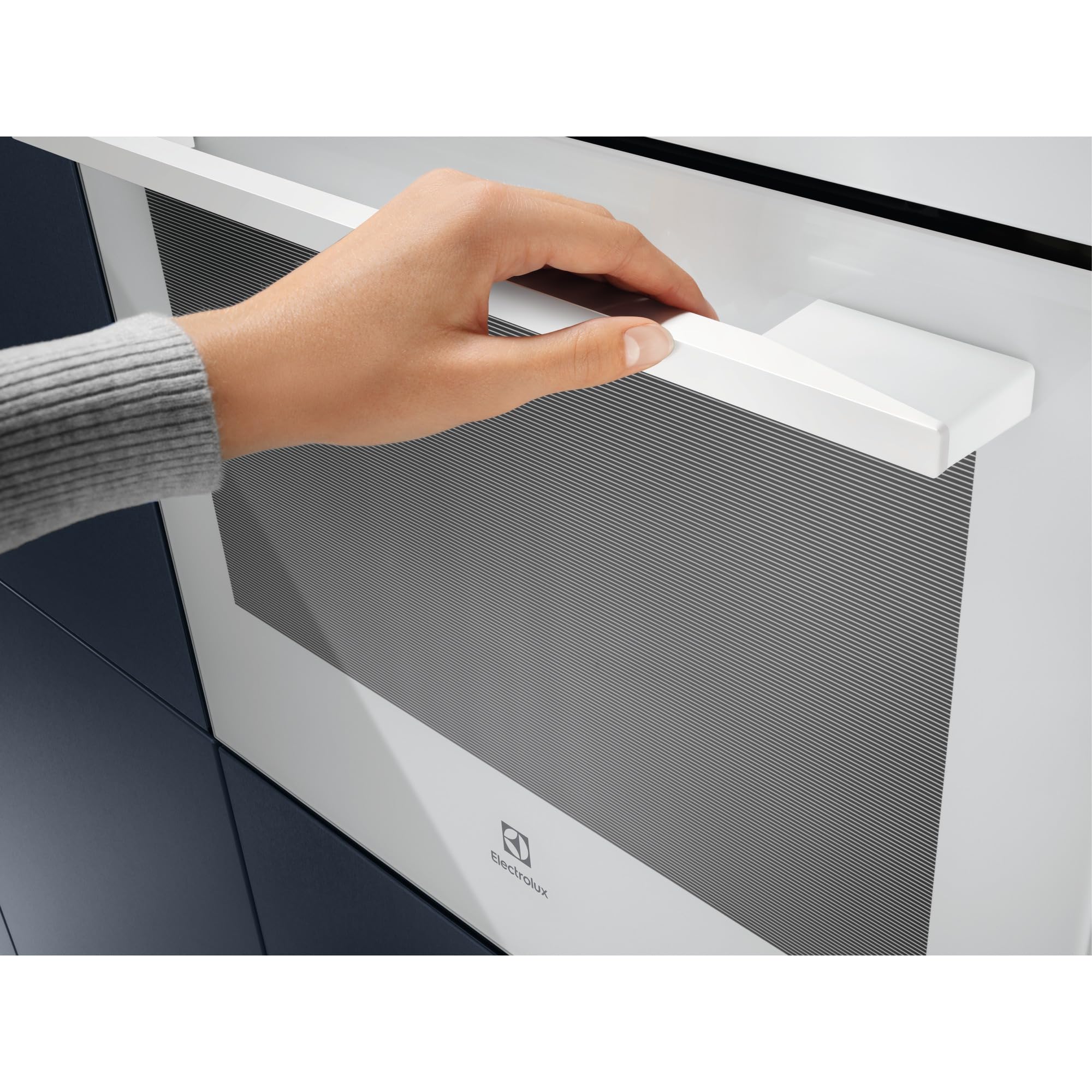 Electrolux CKB101W Horno Integrable Multifunción 60 cm, Limpieza AquaClean, 6 Funciones, Cavidad XXL, 58L Capacidad, Mandos Fijos, Puerta 2 Cristales, Blanco, Clase A