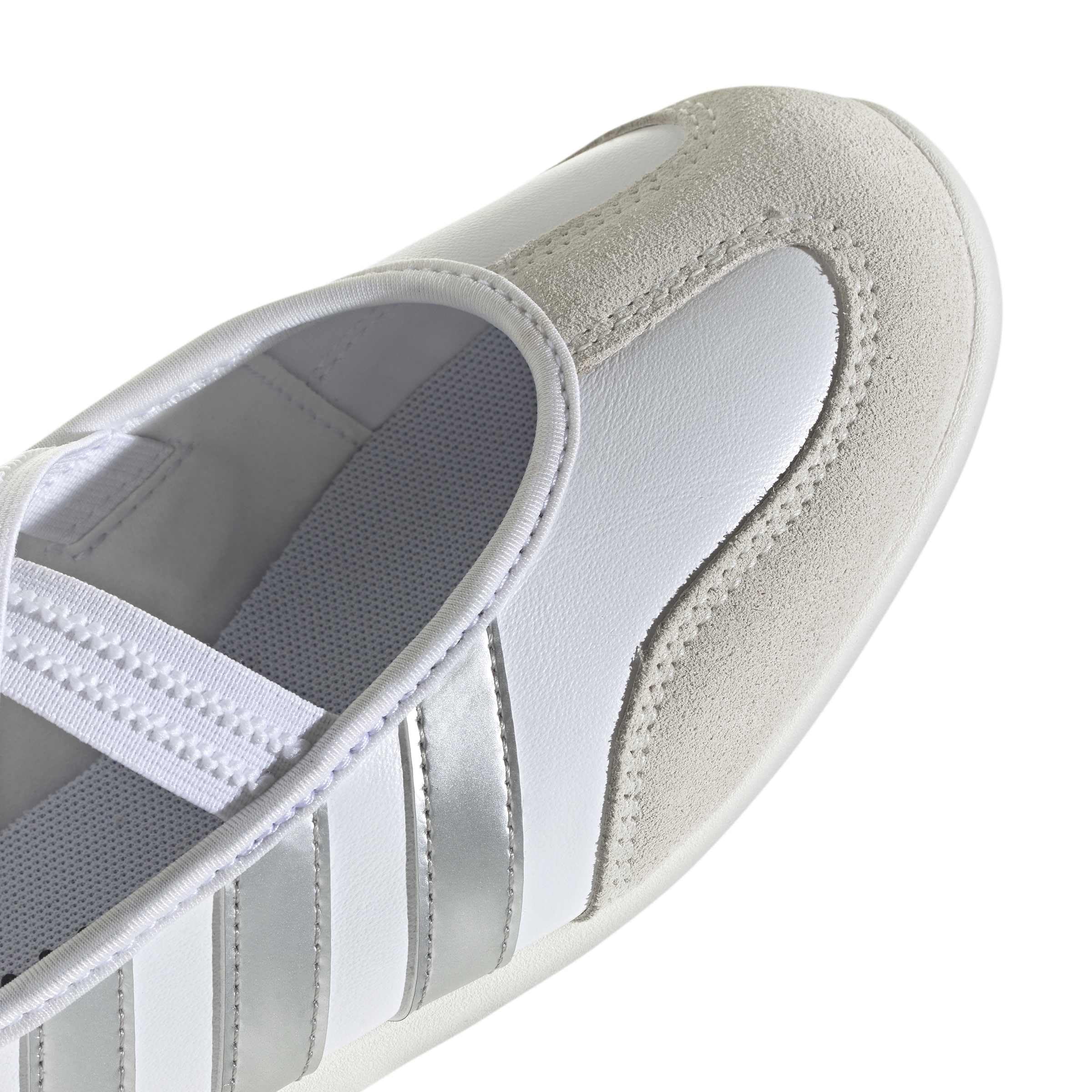 adidas Women's BARREDA Mary Jane Schuh