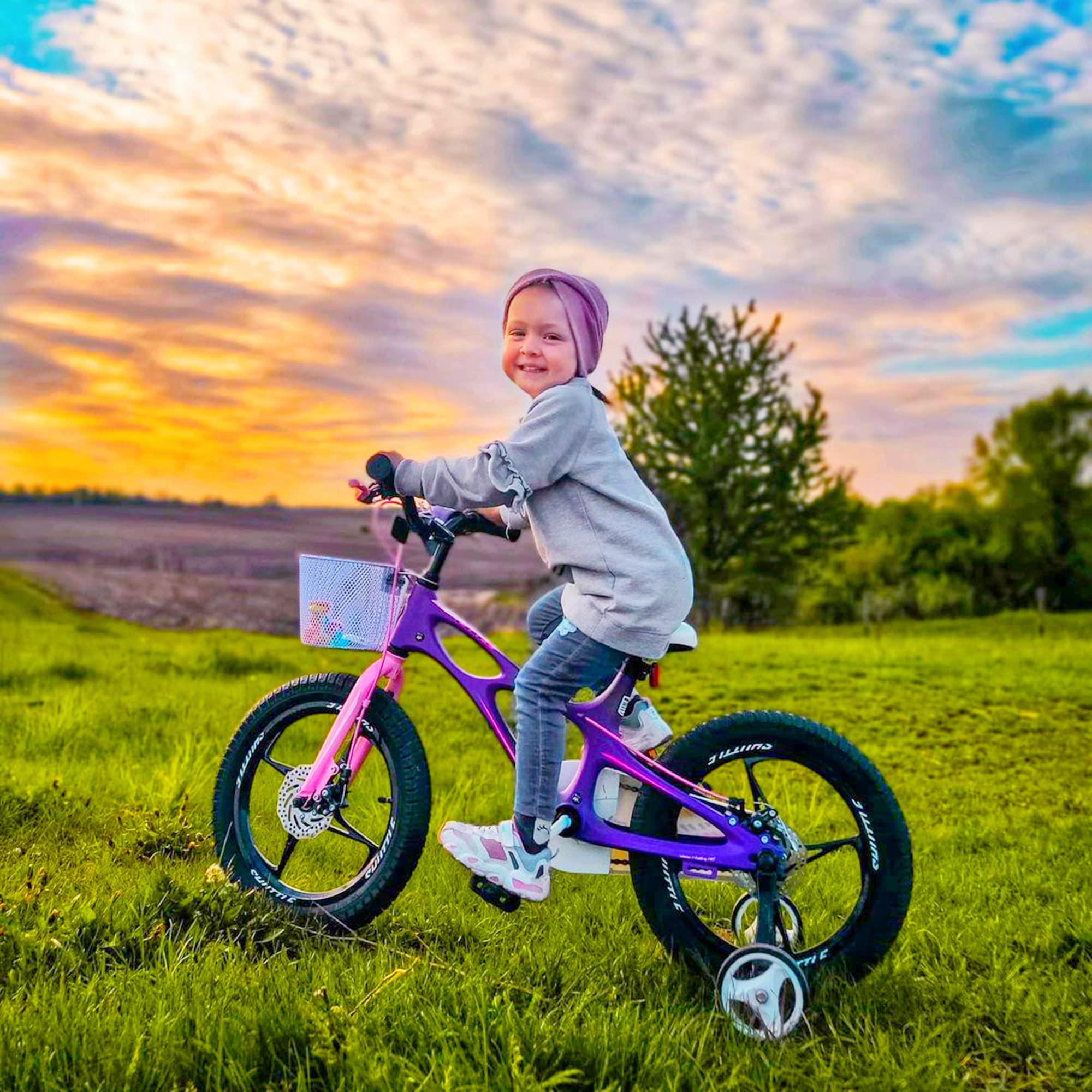 Baby Shuttle14インチ RoyalBaby Space Shuttle 14