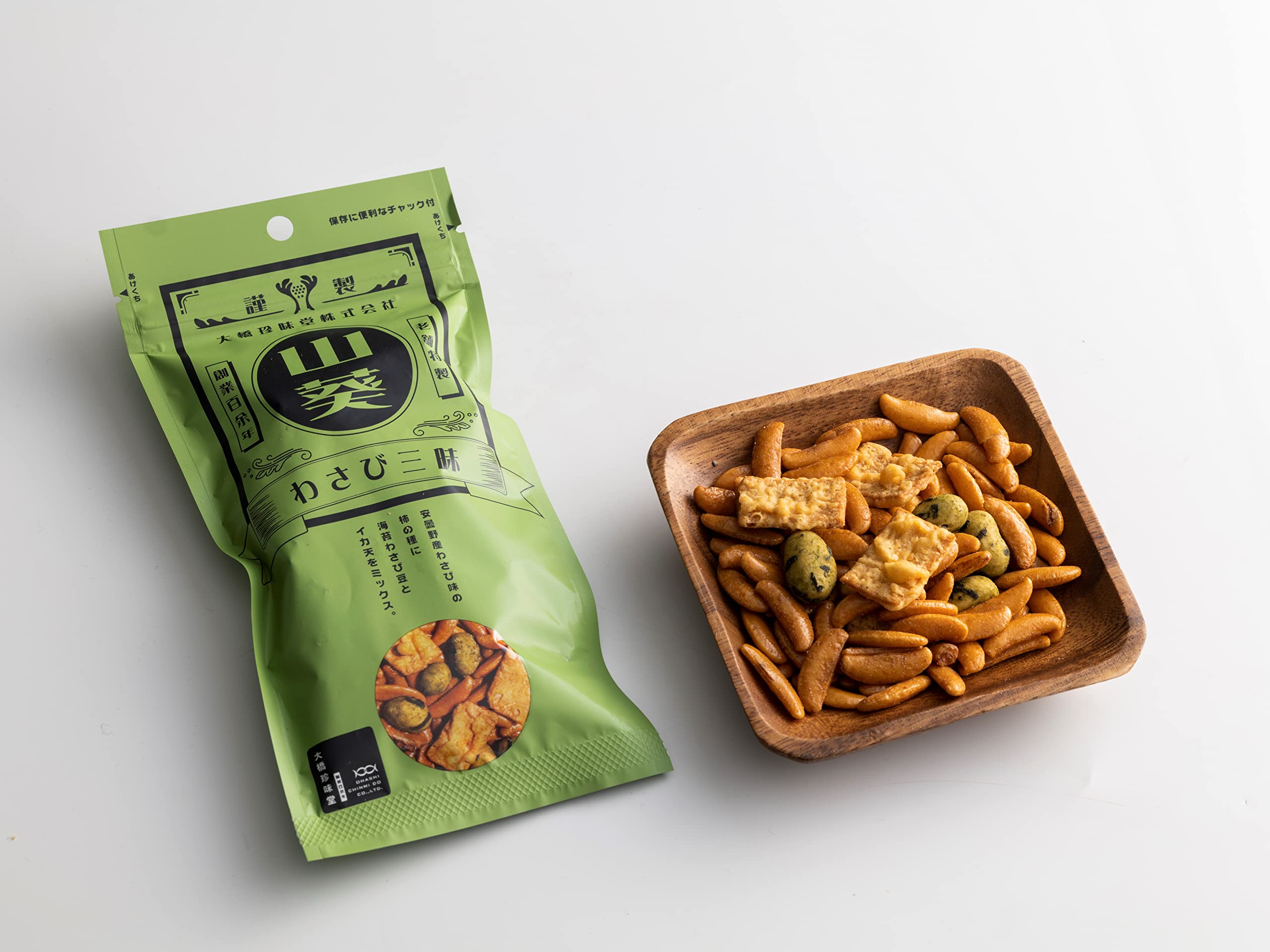 Amazon | わさび三昧 55g ×1個 /3つの味が楽しめる柿の種ミックス