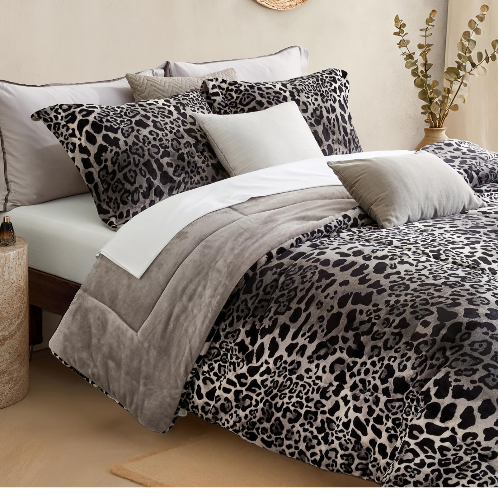 Petrichor Cheetah Set