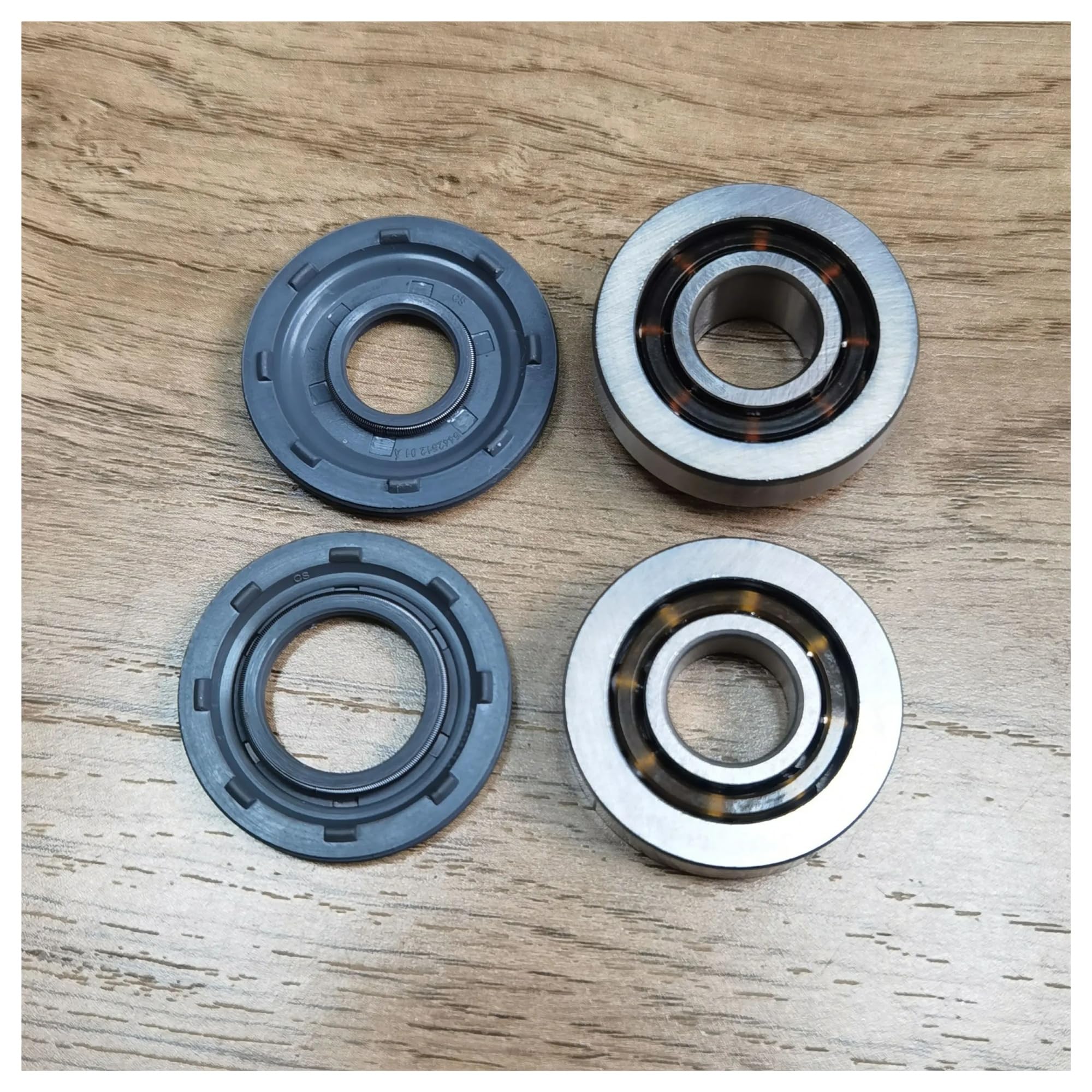 Adatto for accessori for motosega Husqvarna 135 140 435 435E 440 440E Cuscinetto a sfere dell'albero motore e set di paraolio di ricambio(Bearing seal set)