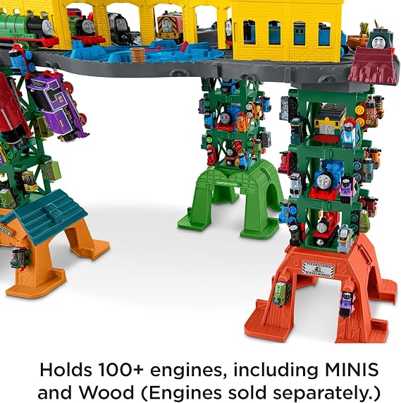 Thomas & Friends Toy Train Set, Super Station, Extra Large Race Track with Motorized Thomas, Diecast Percy & MINIS James for Ages 3+ Years