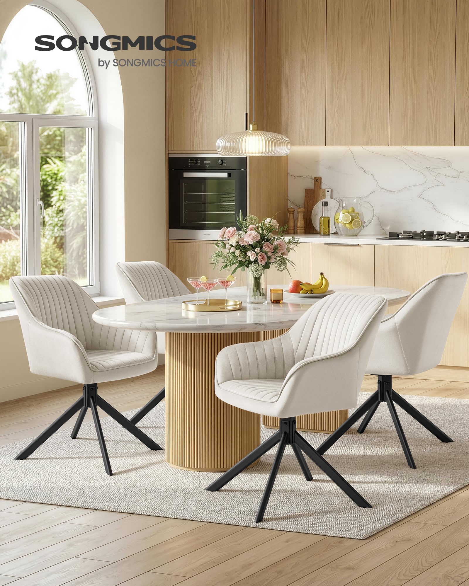 SONGMICS Sedia da Pranzo, Portata 120 kg, Poltrona Girevole Imbottita con Braccioli, Velluto, Gambe in Acciaio, per Sala da Pranzo Cucina, Beige Cappuccino e Nero Inchiostro KDC161LH01V2