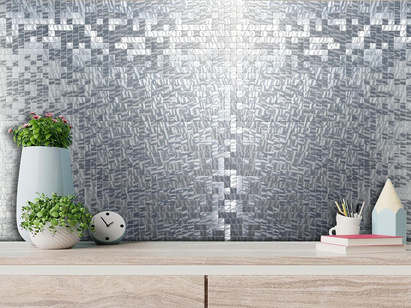 XUANINY Self-Adhesive Metal Backsplash, Peel and Stick Tile for Kitchen Brushed Aluminium Surface Backsplash (10 Silver Stripe)