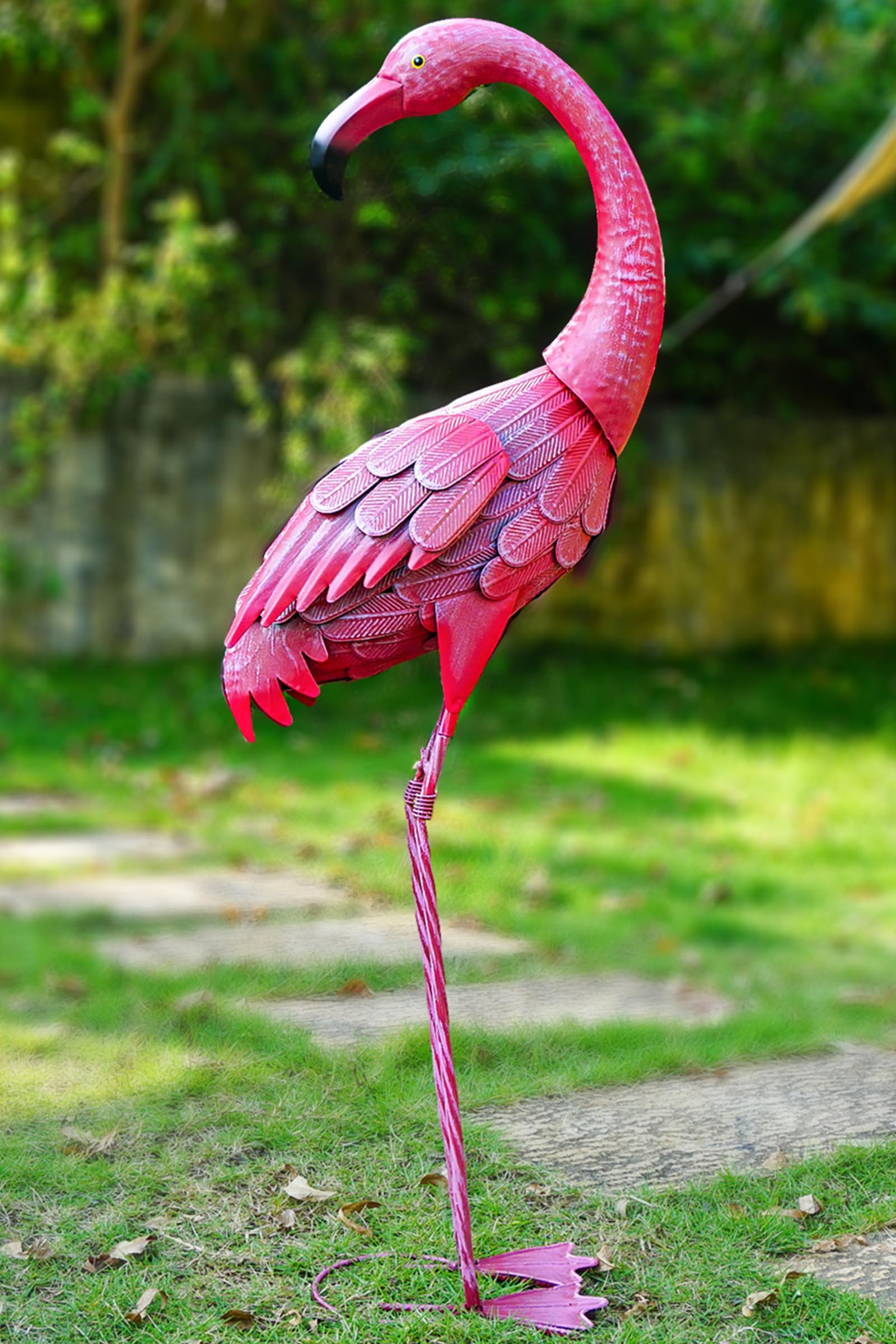 Pink Flamingos for Yard, Metal Yard Flamingo Statues Outdoor for Outside Backyard Lawn, Garden Sculptures & Statues Pink Flamingo Gifts for Women Mom Grandma