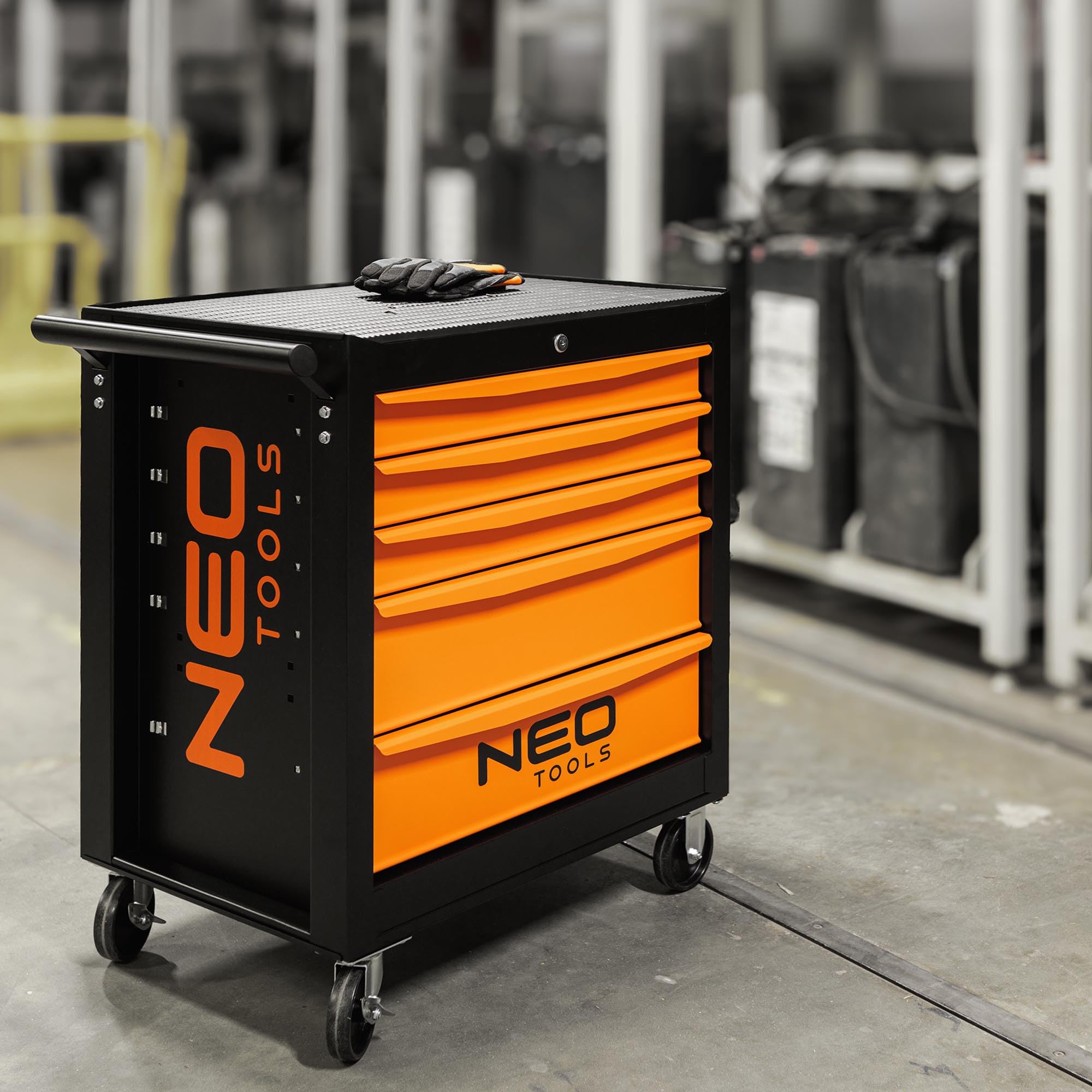 NEO TOOLS Wózek warsztatowy, 5 przegródek, szuflady z łożyskiem kulkowym, centralnie zamykany, mata antypoślizgowa, kółka obrotowe, z hamulcem postojowym, mobilny wózek narzędziowy, szafka na